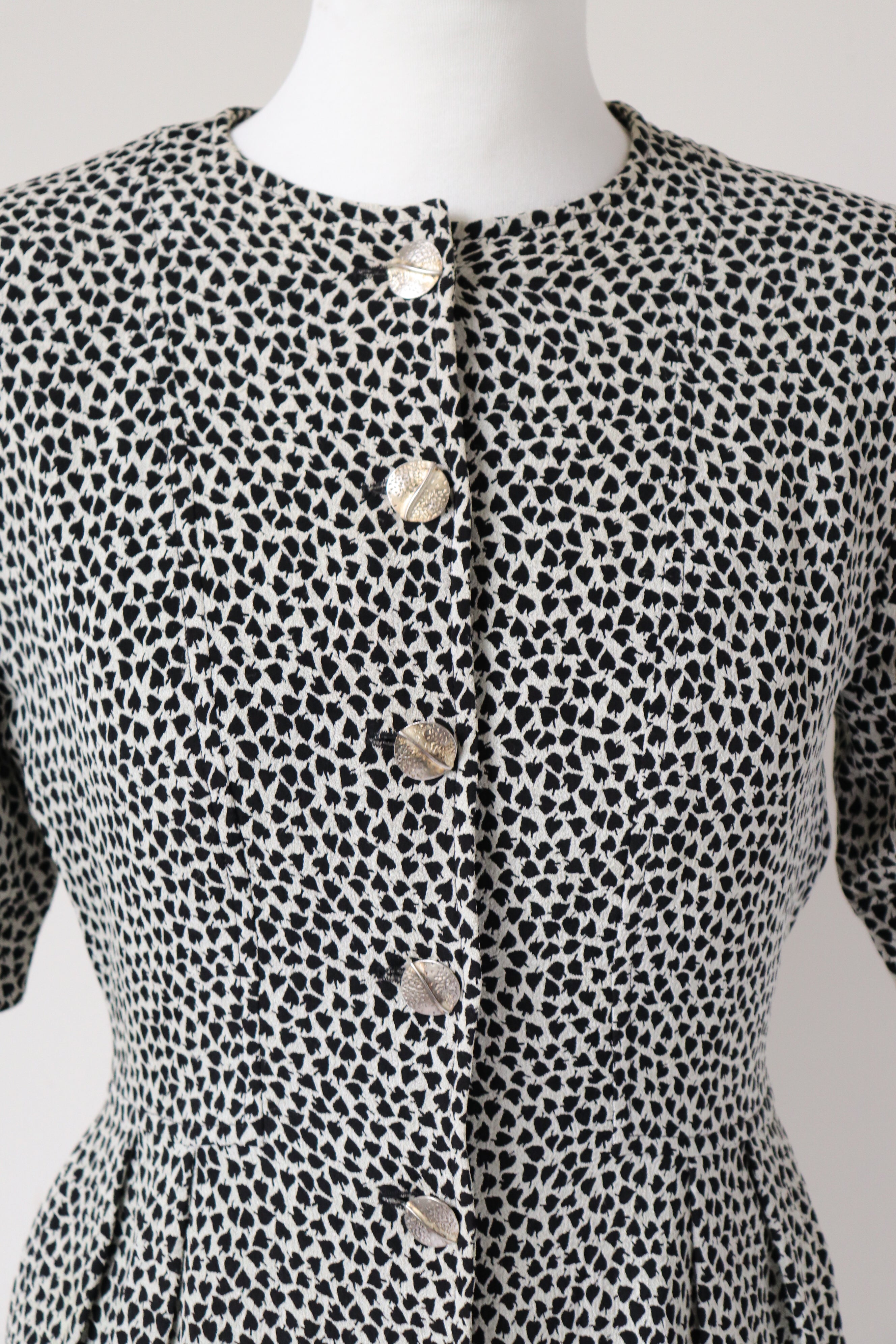 Jean Muir Peplum Top - Short Sleeves - Cream/ Black Spotted - Fit  XS / UK 18