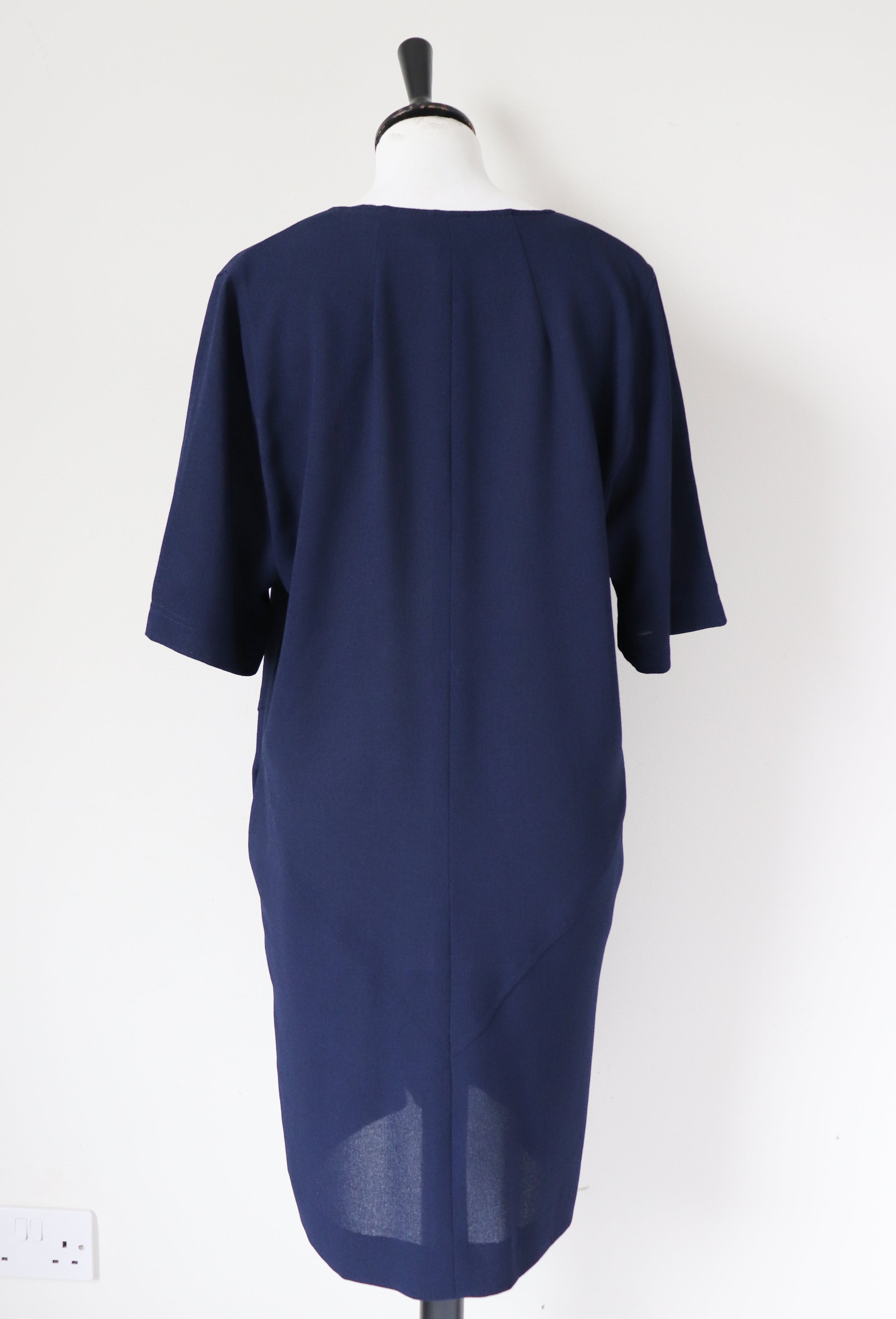 Jean Muir Vintage Shift Dress - Dark Blue Crepe - Label 12 ( Fit L / UK 14)