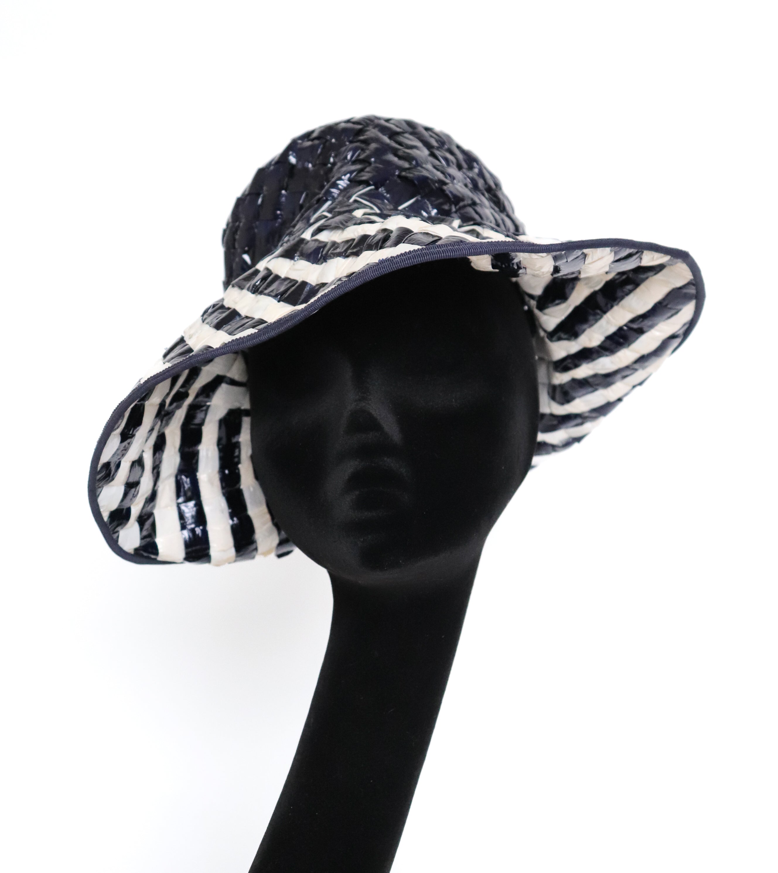 Vintage 1960s Wide Brim Hat  - Blue / White Woven FAUX RAFFIA - X Large