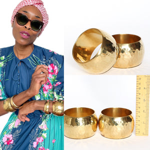 Set of 2 Vintage Hammered Brass Bangles - Gold Tone - X Large