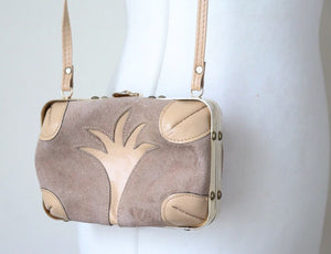 Mini Vintage Crossbody Bag - Box Bag 1980s - Beige - Suede / Leather