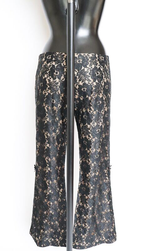 Lace Trousers Black - Kick Flare - Low Rise - ANGEL - Label 44 - Fit S /  UK 10