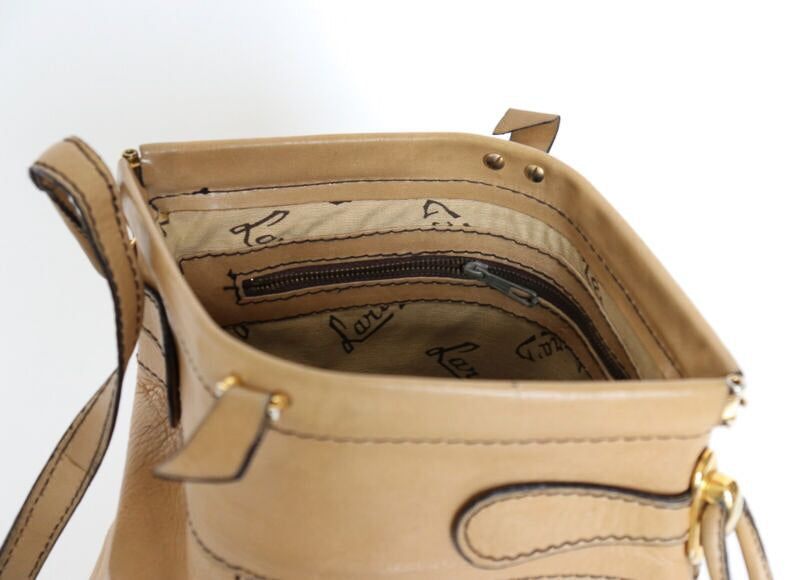 Vintage 1980s Shoulder Bag - Light Beige Tan Leather - Lara’s - M / L