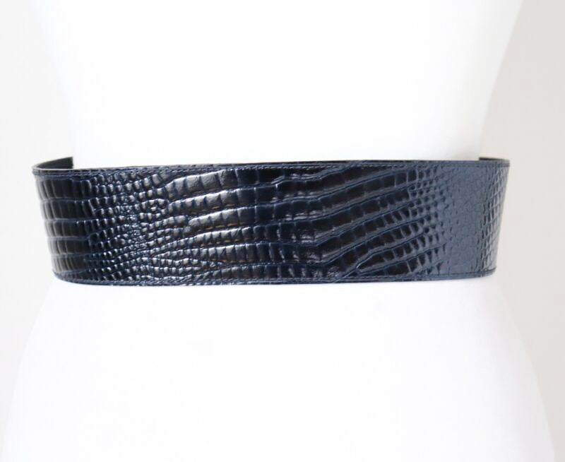 Dark Blue Wide Vintage Belt - FAUX Leather - Croc Embossed - XS