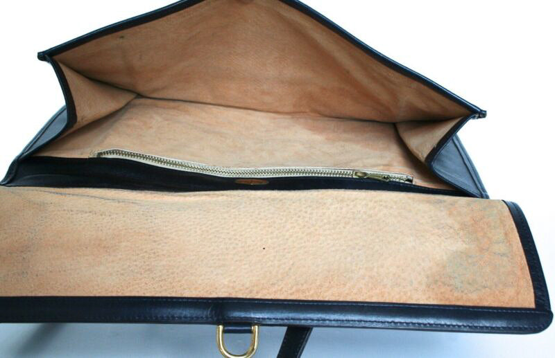 Vintage Flat Shoulder Bag - Blue leather - 1970s - Jean Claude - Medium