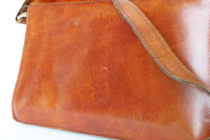 Vintage Satchel Bag / Shoulder Bag - 1970s - Tan Brown Leather - Medium
