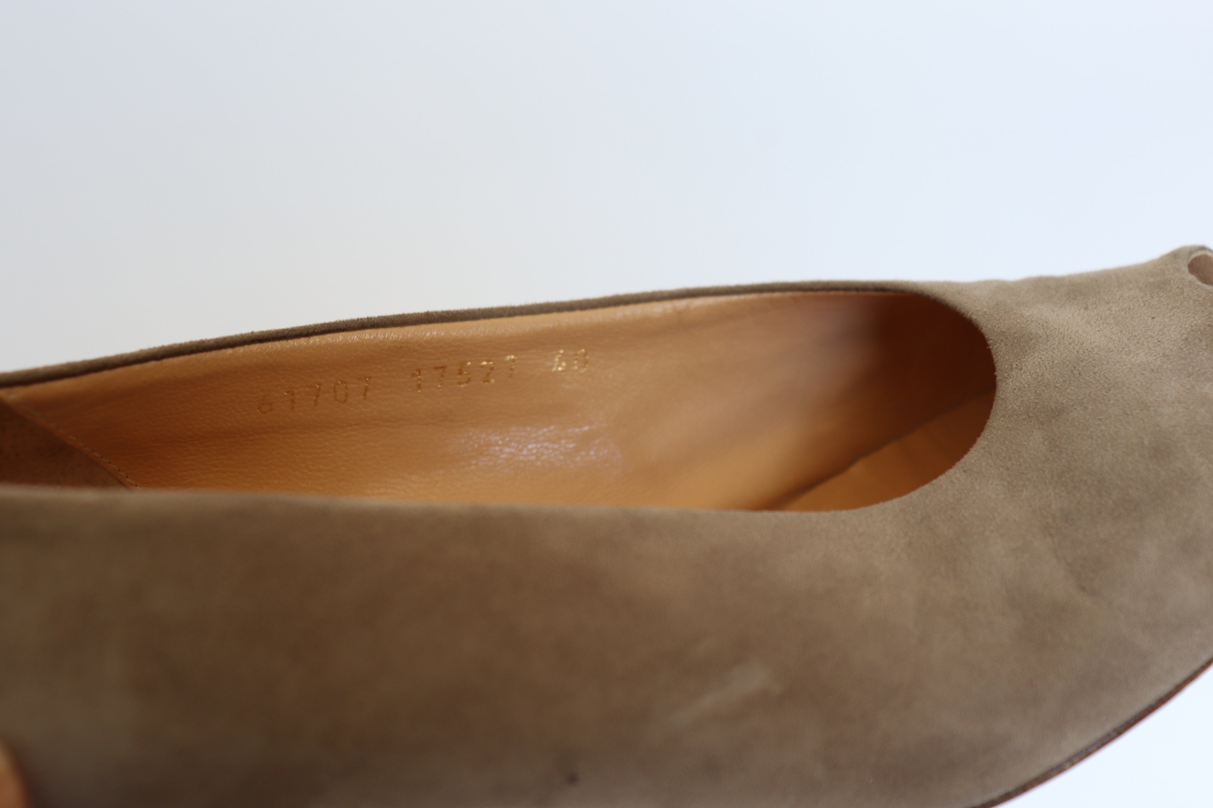 Roberto Vianni  Beige Suede Shoes - 1940s Style Block Heel -  40.5 / UK 7.5