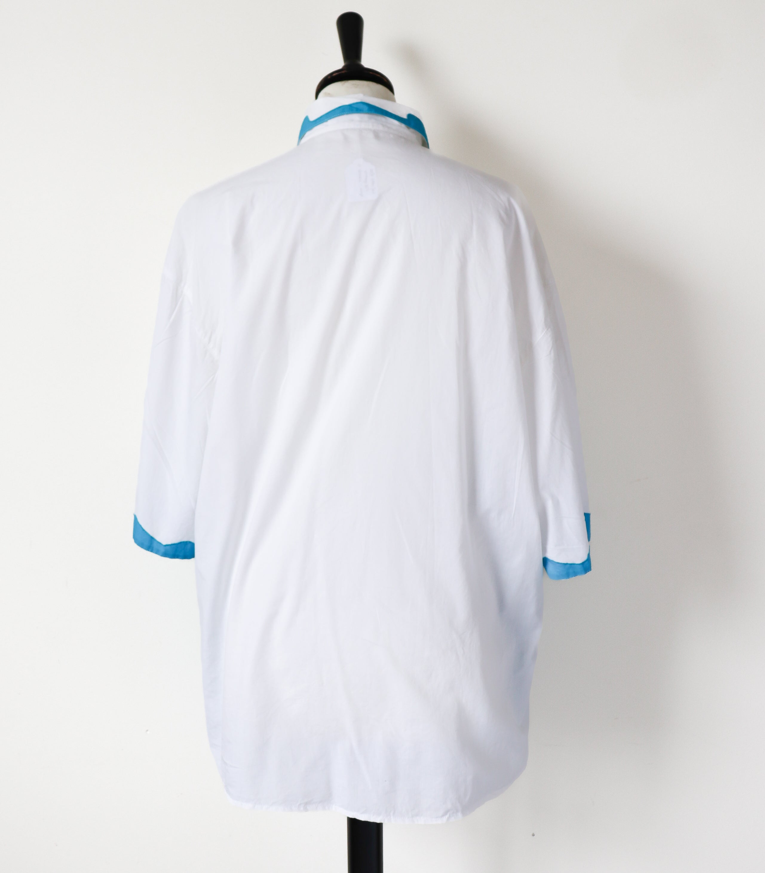 Cotton Oversized Shirt - Blue / White Appliqué  - Short Sleeves  - Fit L / UK 14