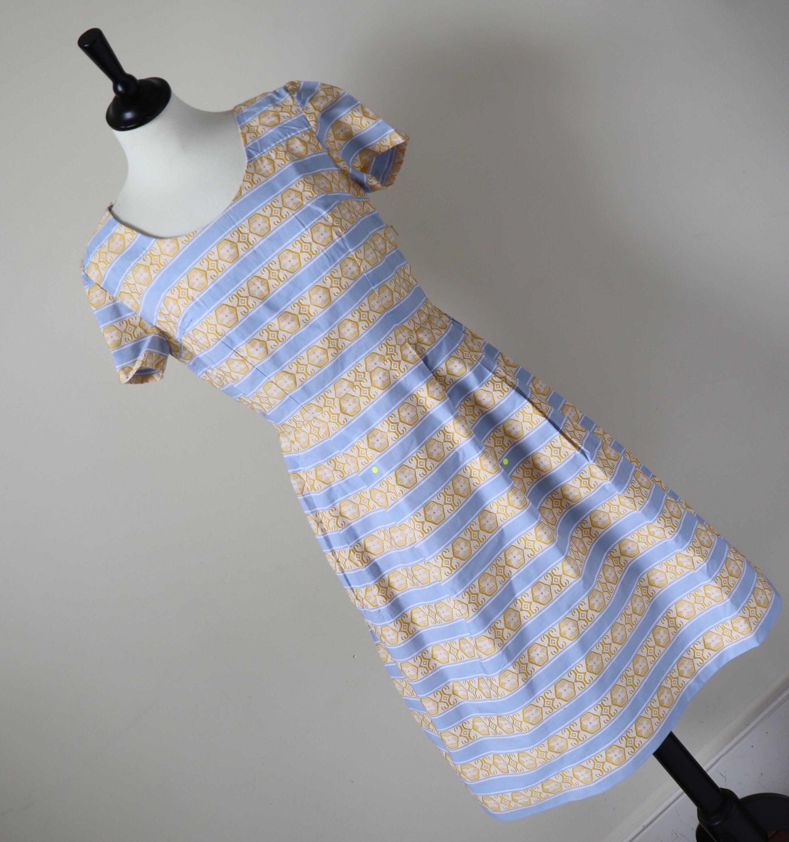 1950s Dress - Cotton - Vintage Day Dress - Yellow Blue Striped - S /   UK 10