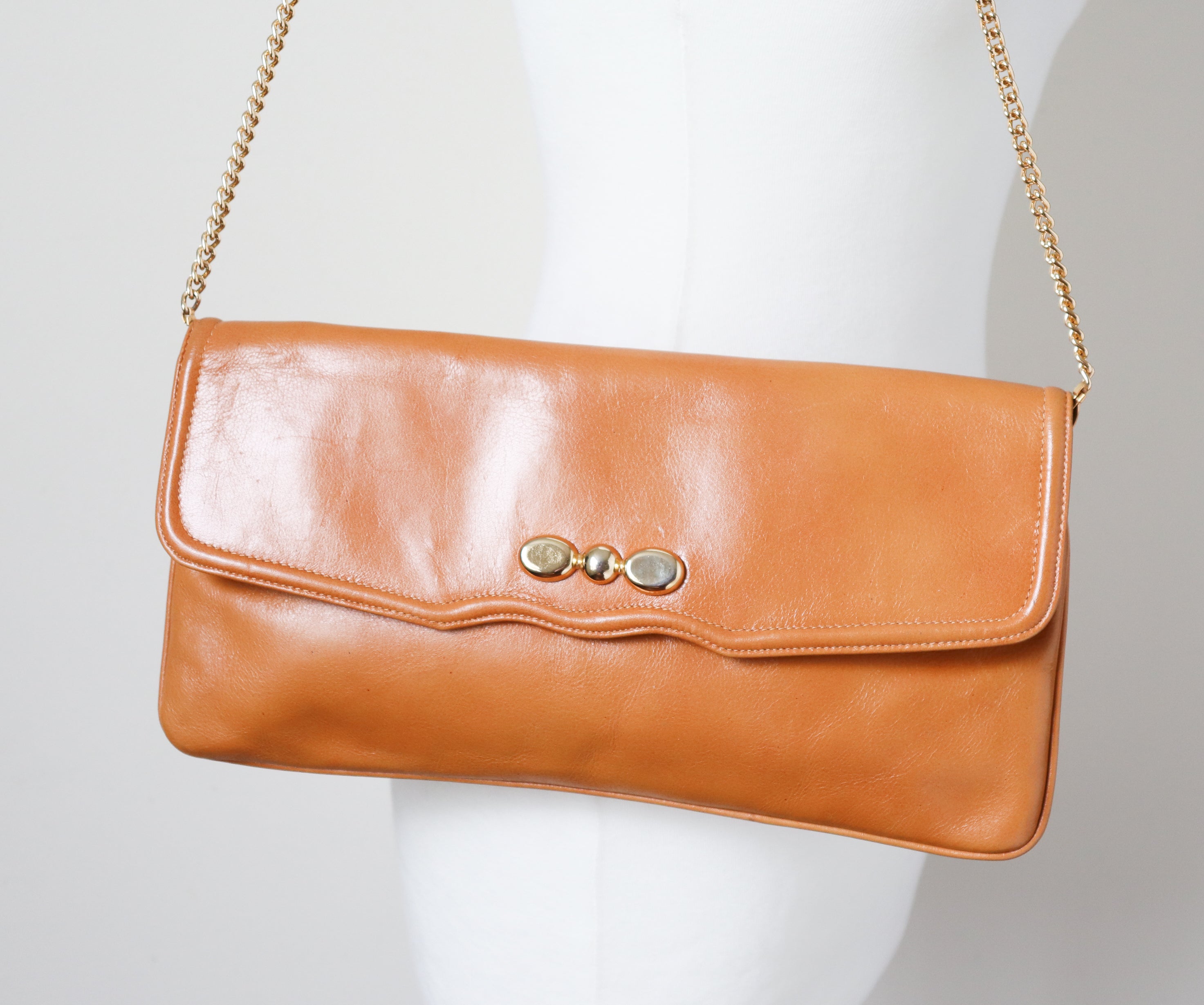 Vintage Clutch Bag - Chain Strap - Faux Leather - Caramel Tan Brown 1980s