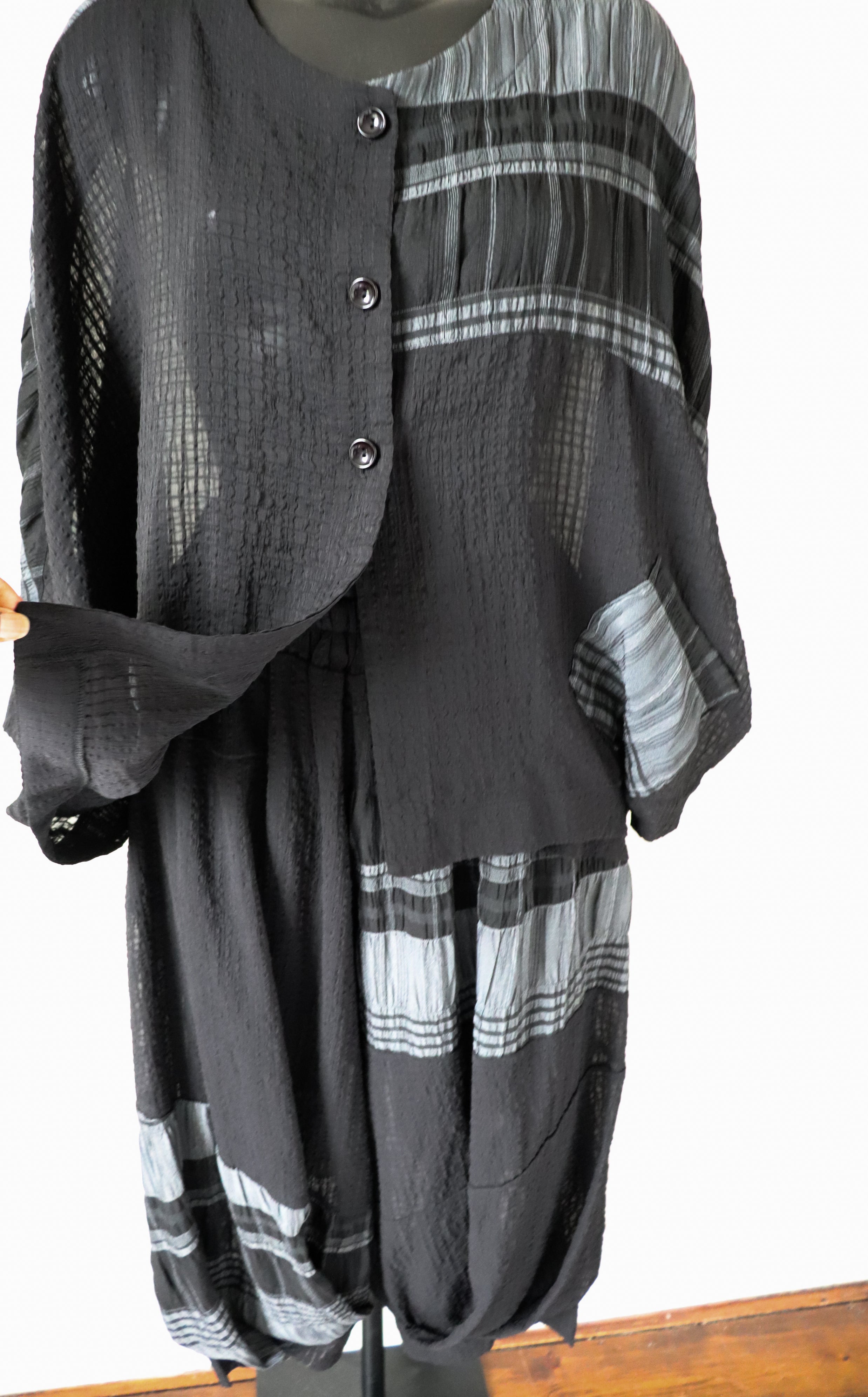 Harem Trouser Suit - Black - El Sujin- Japanese Designer Style - L / XL