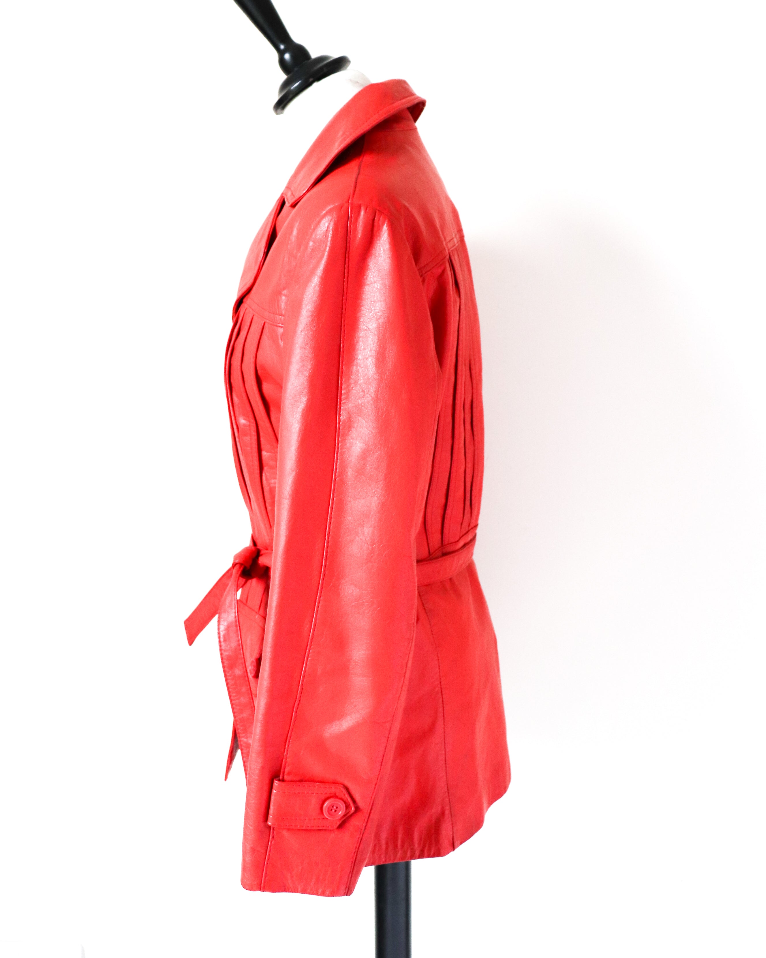 Red Leather 1970s Belted Jacket - Vintage - Fit S / UK 10