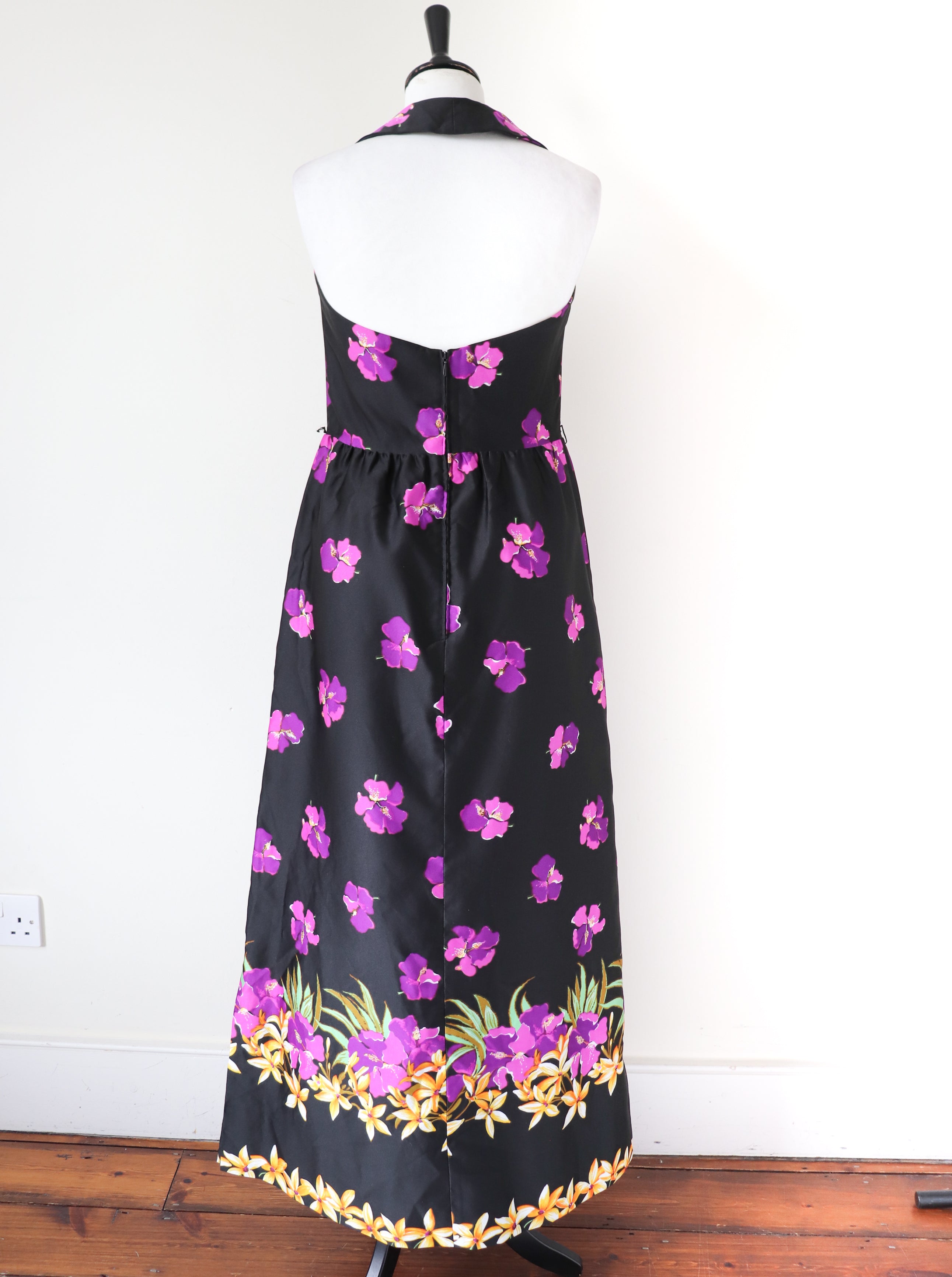 Vera Mont - Paris Vintage Evening Dress - Maxi Halterneck - UK 8 / 10