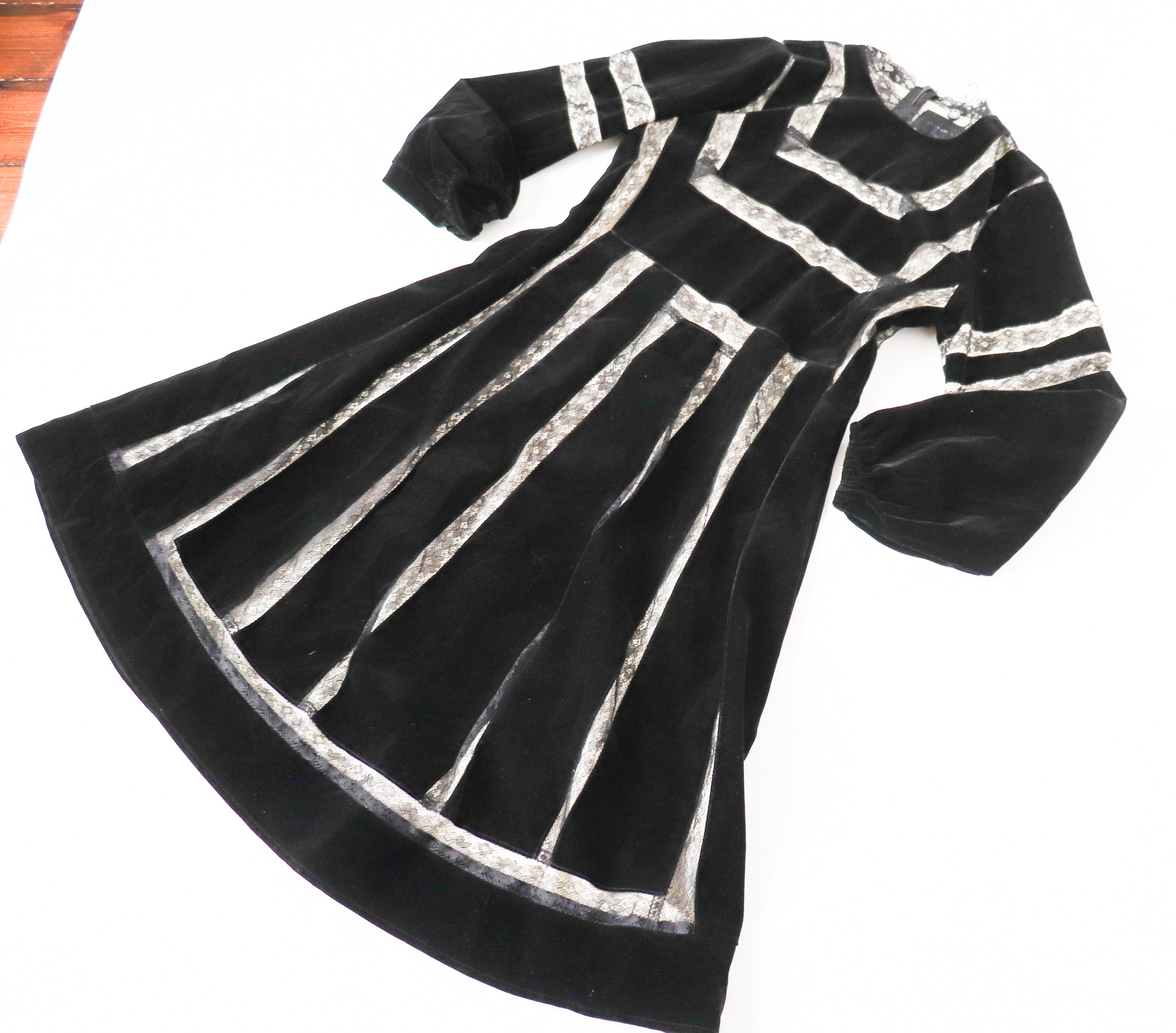 Roch Perel  LBD  Dress - Black Velvet / Lace - XL - Fit L / UK 14 - Label Attach