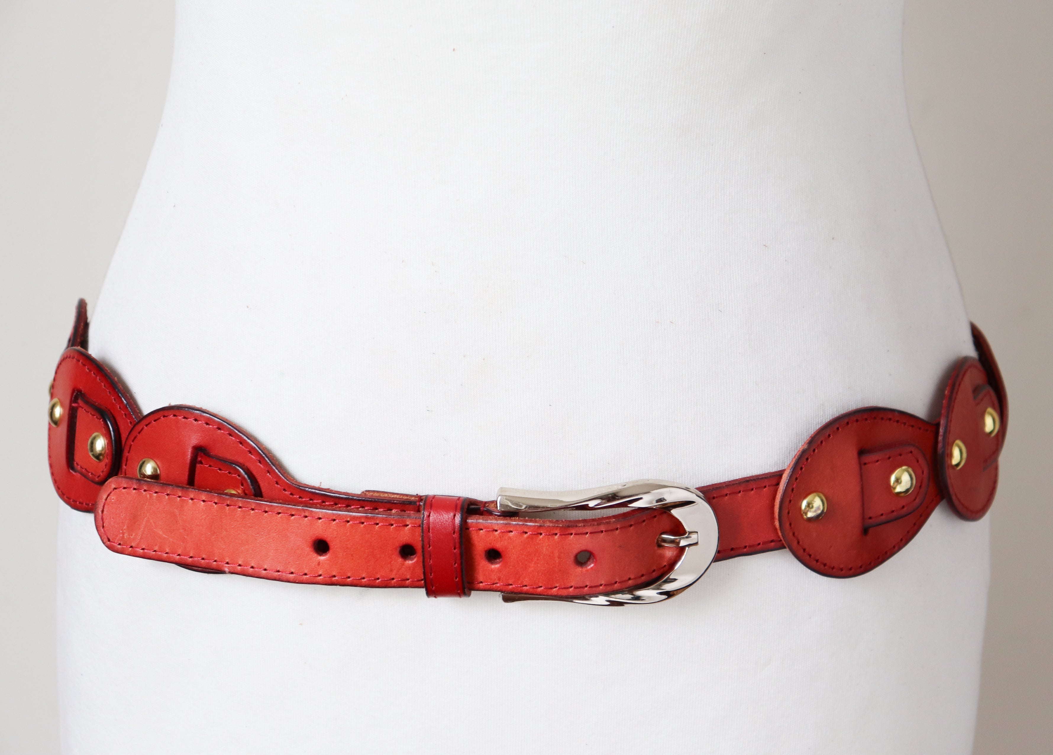 Leather Loop Belt - Vintage Boho - Red Tan Brown  Leather - M / L