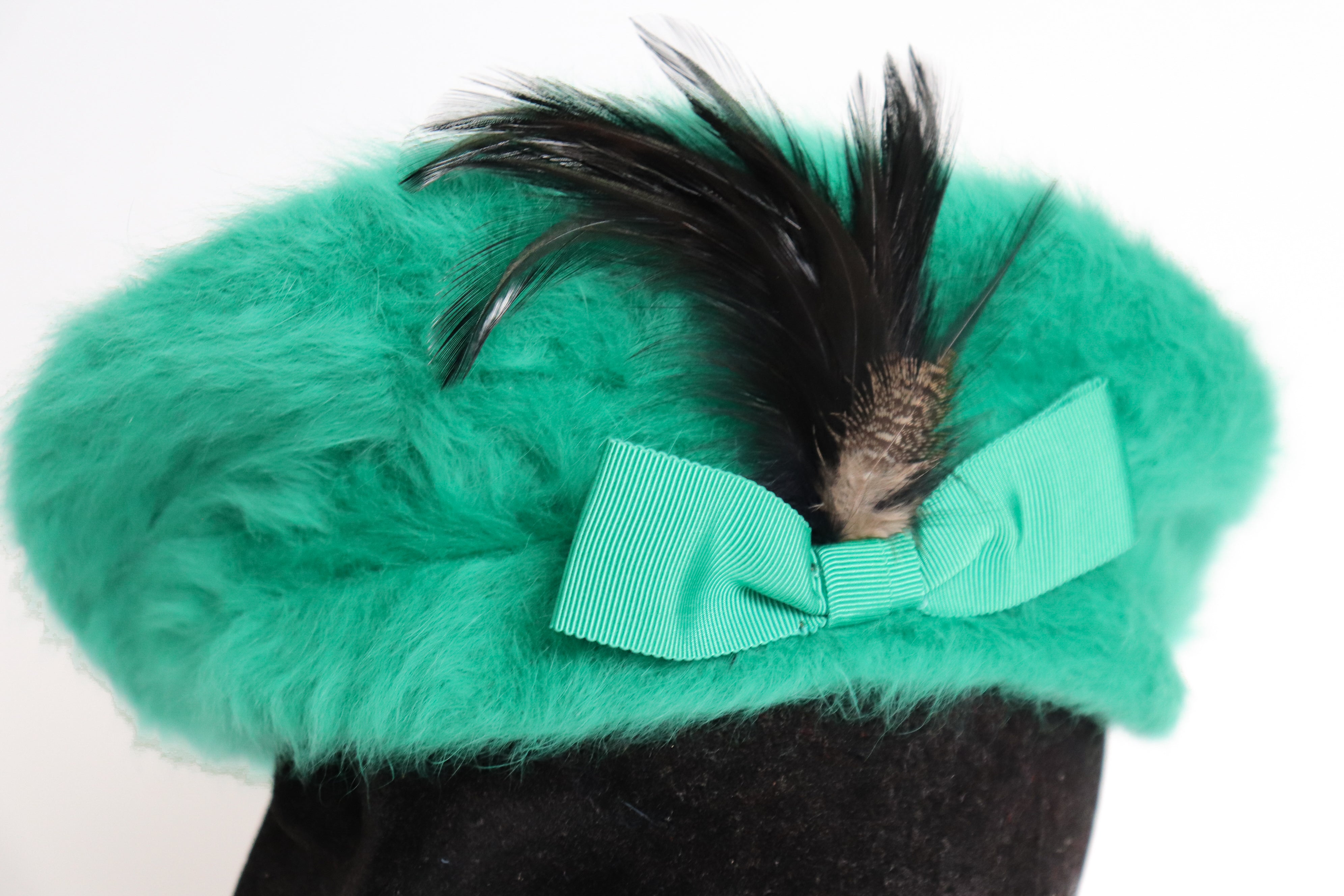 Vintage Kangol  Green Hat / Beret  - Angora / Feathers- Made in England  - M / L