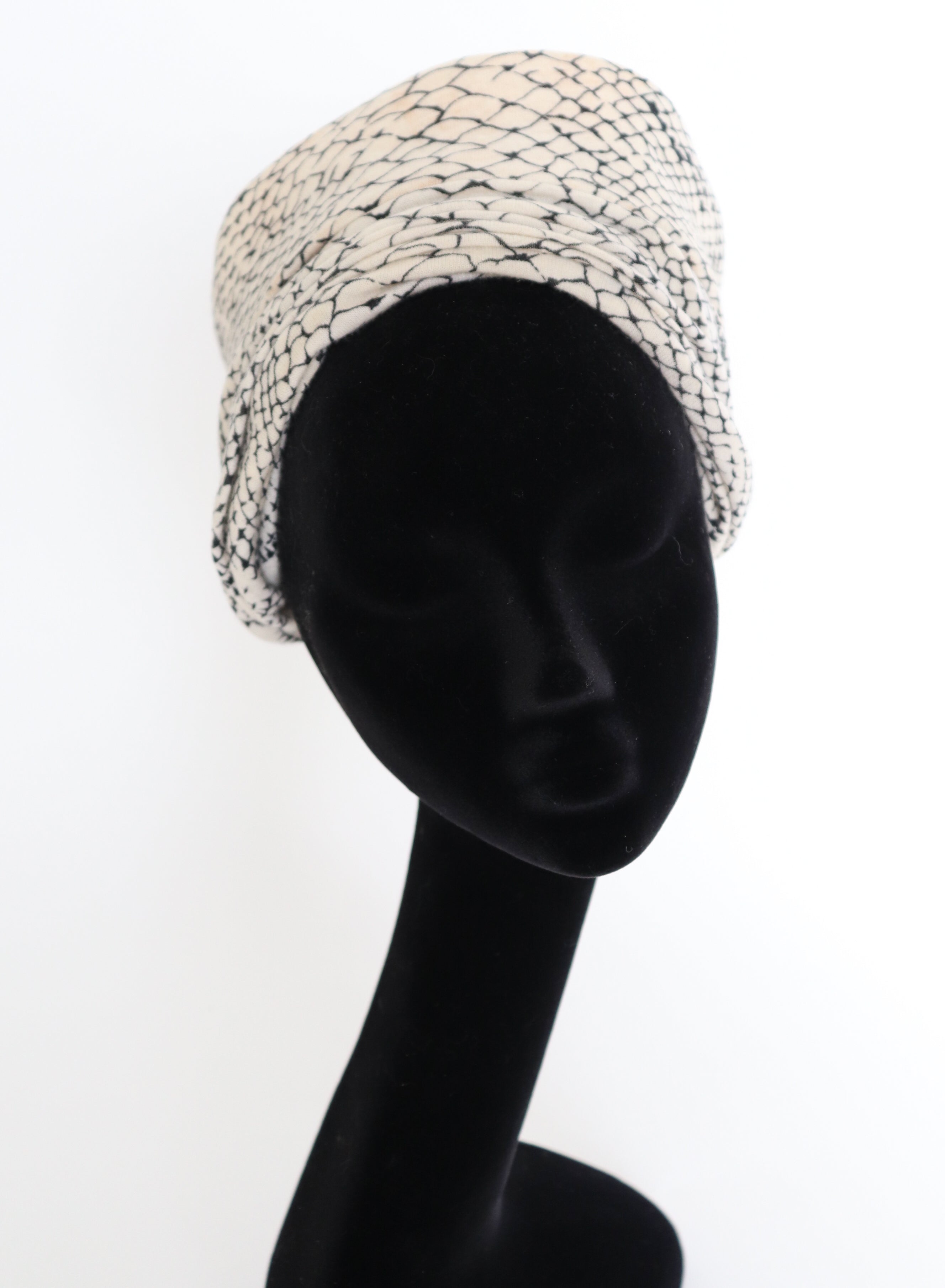 Atelier Lucas Vintage Hat -  Cream Snakeskin Print 1960s / 1940s - M