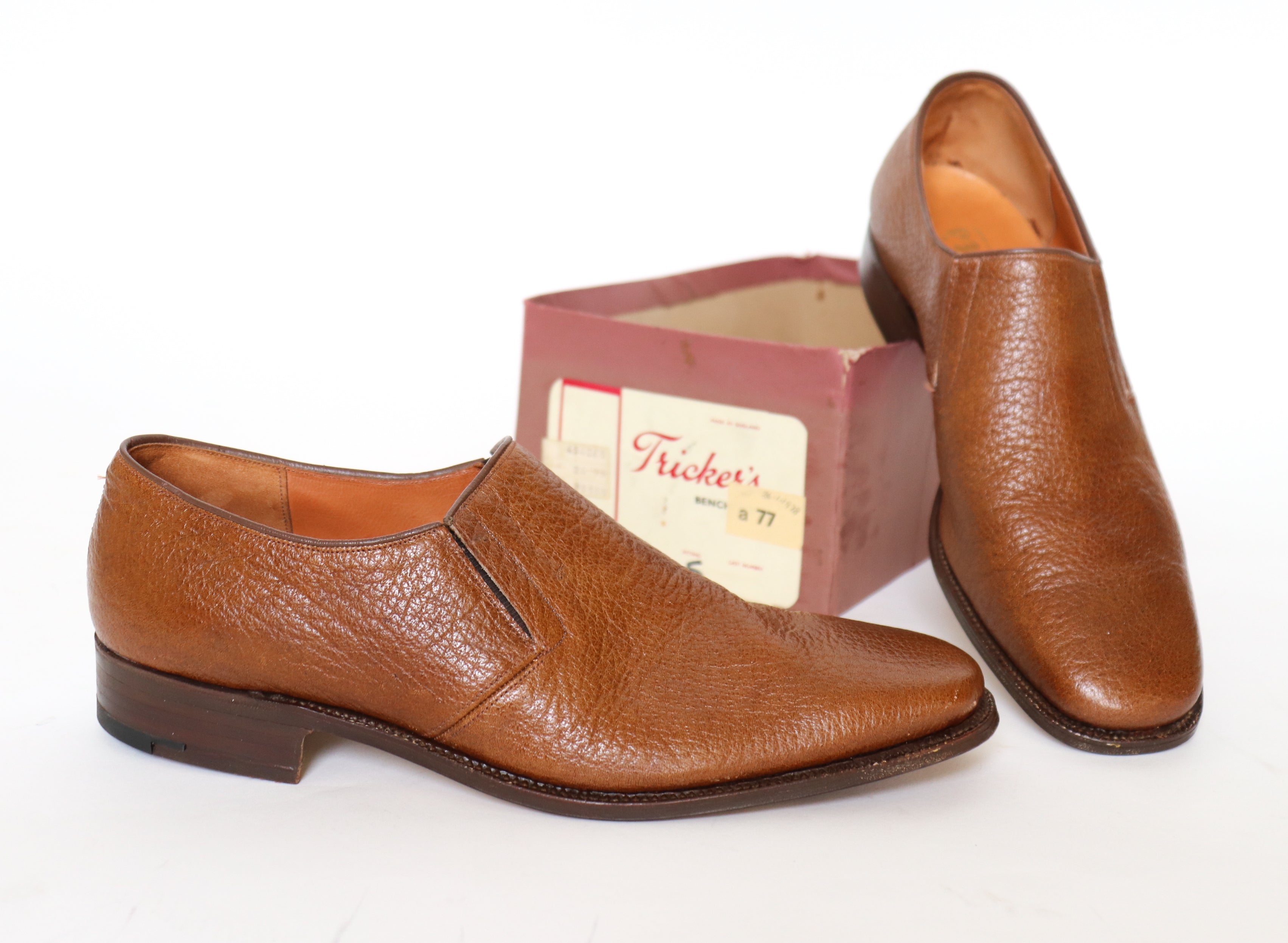 Tricker's Bench Made Slip On Shoes - Vintage - Grainy Leather UK 9 / 9.5  UNWORN