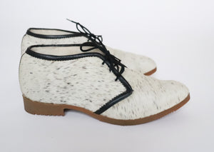 Vintage Lace-Up Shoes -  Bovine Fur / Leather - 1960s Miss Rayne - 39.5 / UK 6.5