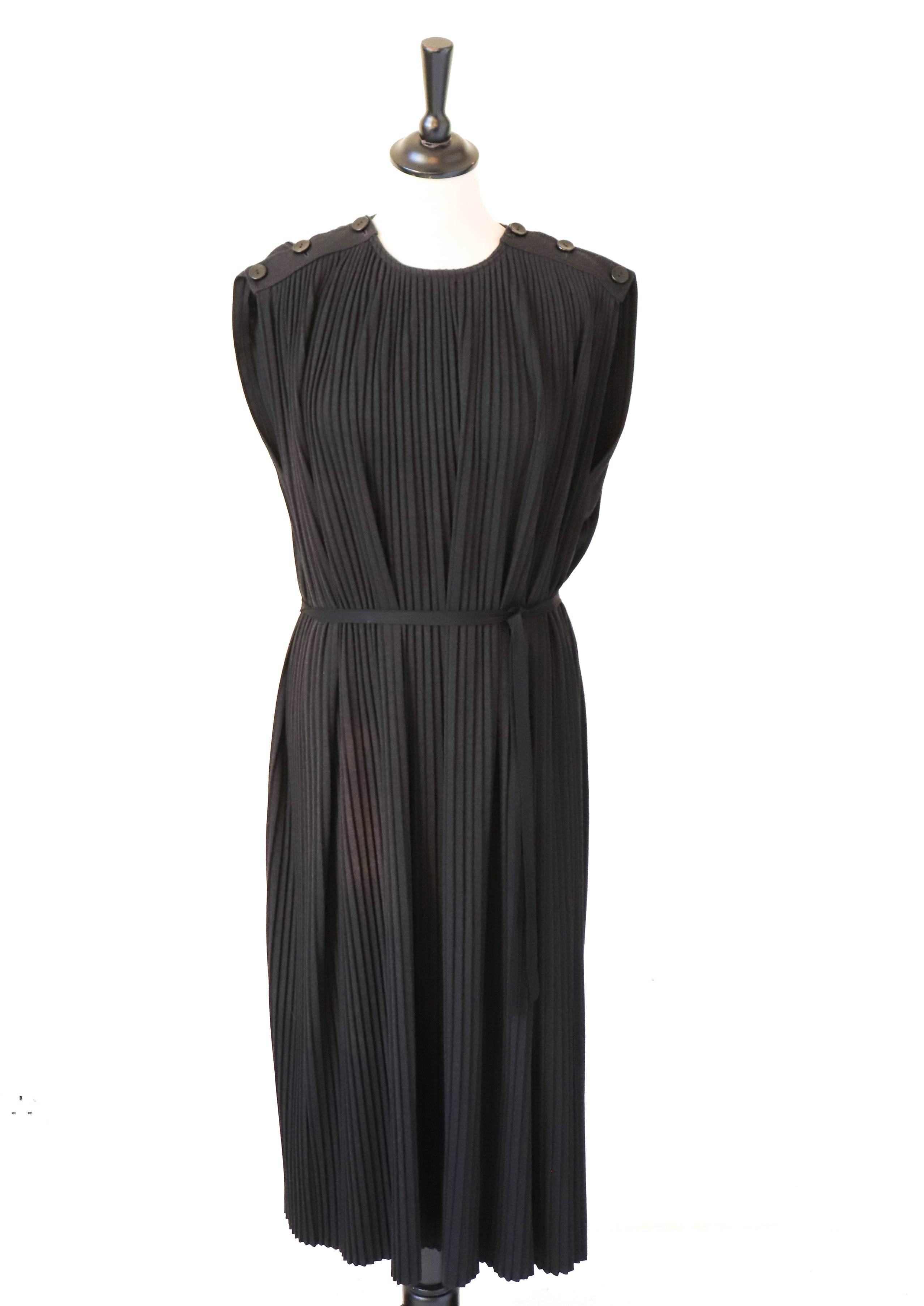 Black Pleated Vintage Dress - Mr Reginald - Loose / Belted - Fit L / UK 14