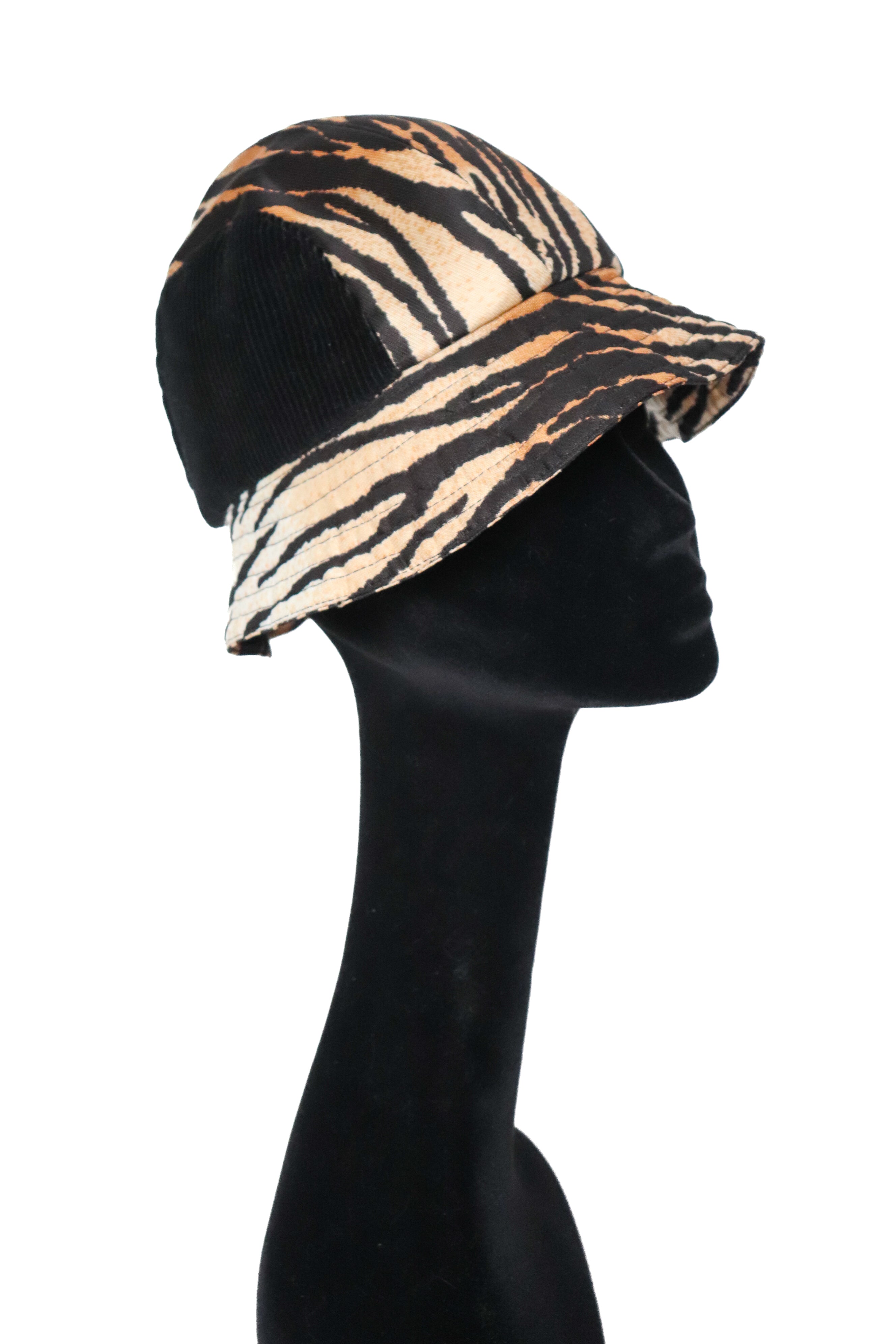 Edward Mann Ladies Bucket Hat - Tiger Print - Vintage 1960s - Small