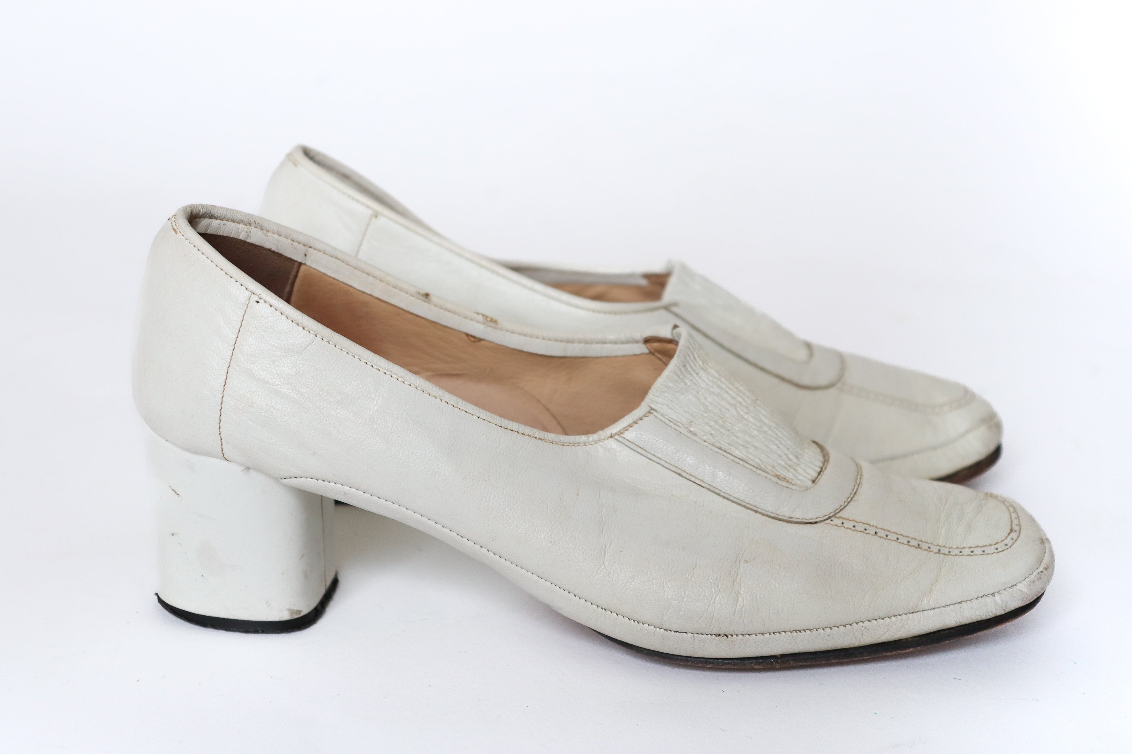 1960s White Leather Block Heel Shoes - Rackhams - Fit 40 / UK 7