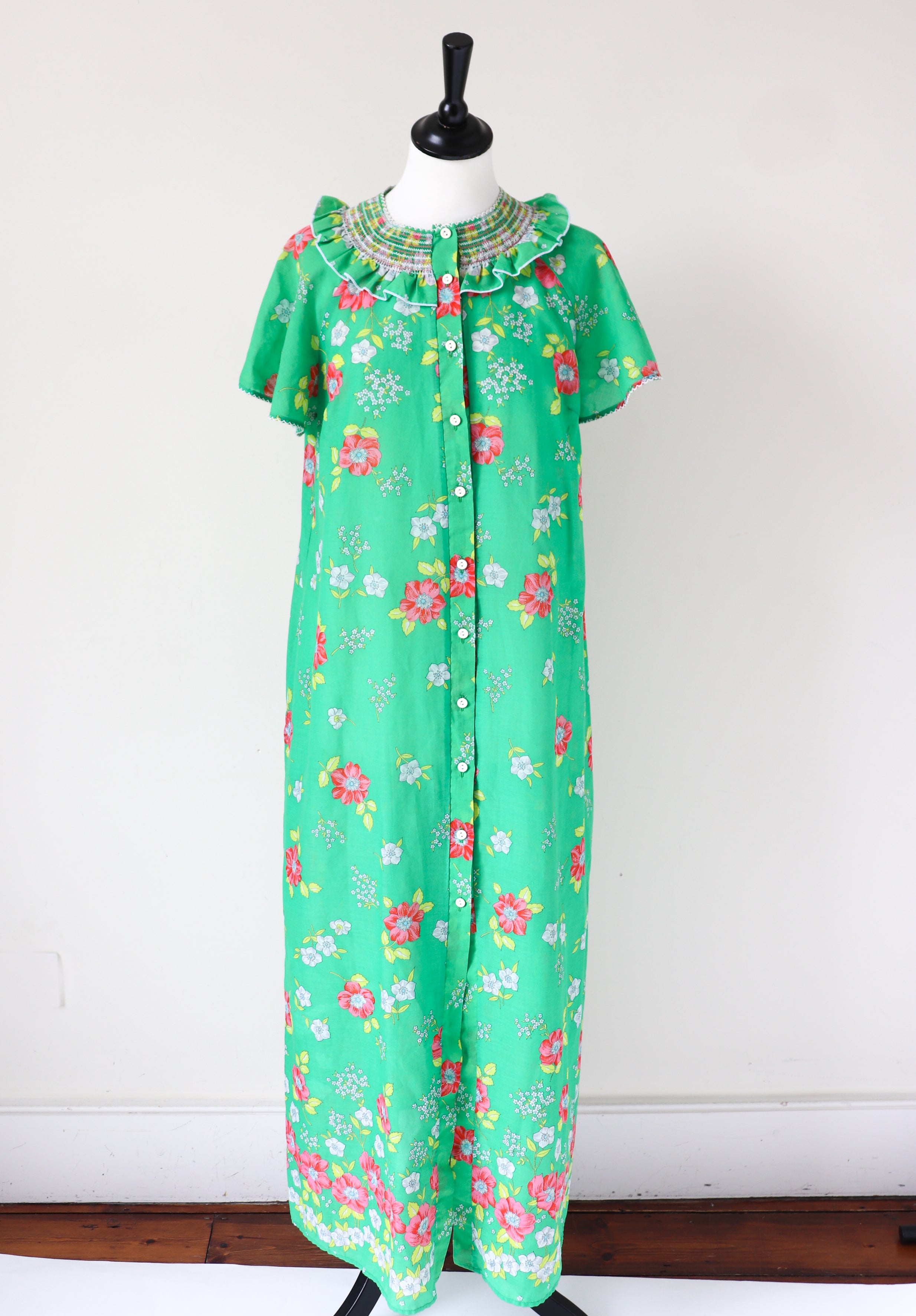 1970s  St Michael Vintage M&S Night Dress - Green Floral - Fit  M / UK 12