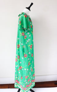 1970s  St Michael Vintage M&S Night Dress - Green Floral - Fit  M / UK 12