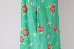 1970s  St Michael Vintage M&S Night Dress - Green Floral - Fit  M / UK 12