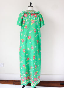 1970s  St Michael Vintage M&S Night Dress - Green Floral - Fit  M / UK 12