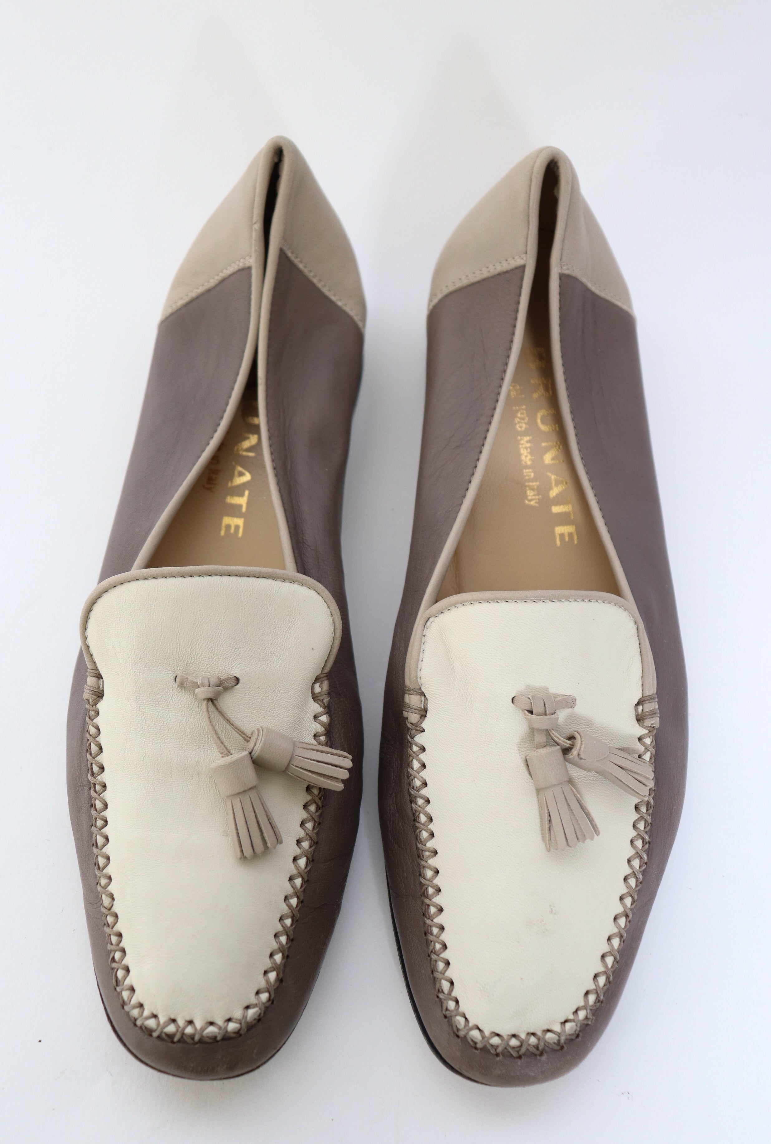 Brunate Vintage Tassel Loafers - Cream / Beige Leather - 40 / UK 7