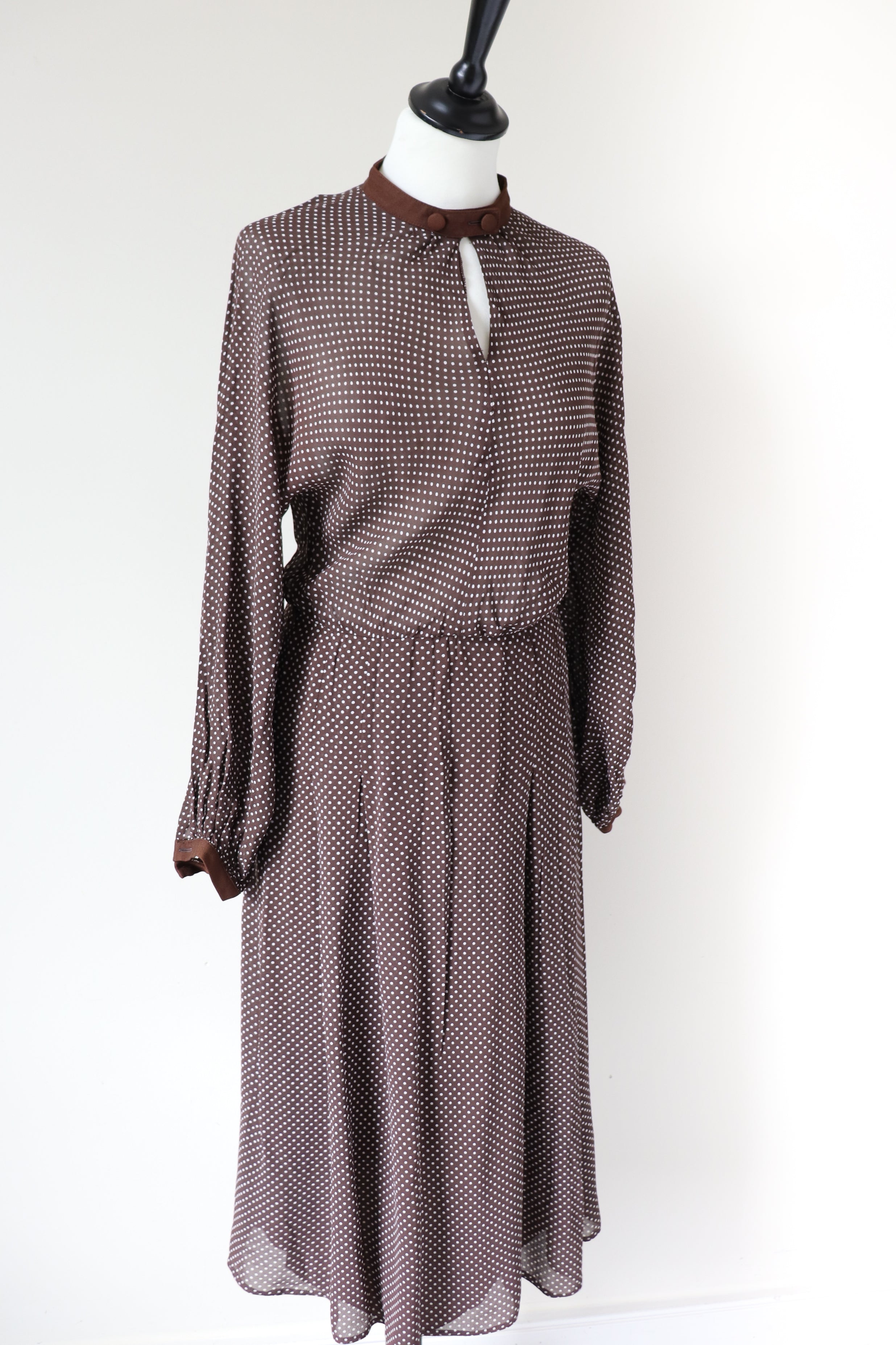 Brown Spotted 1990s Dress - 1940s Style - Long Sleeves - Polyester Chiffon - S / M - UK 10 / 12