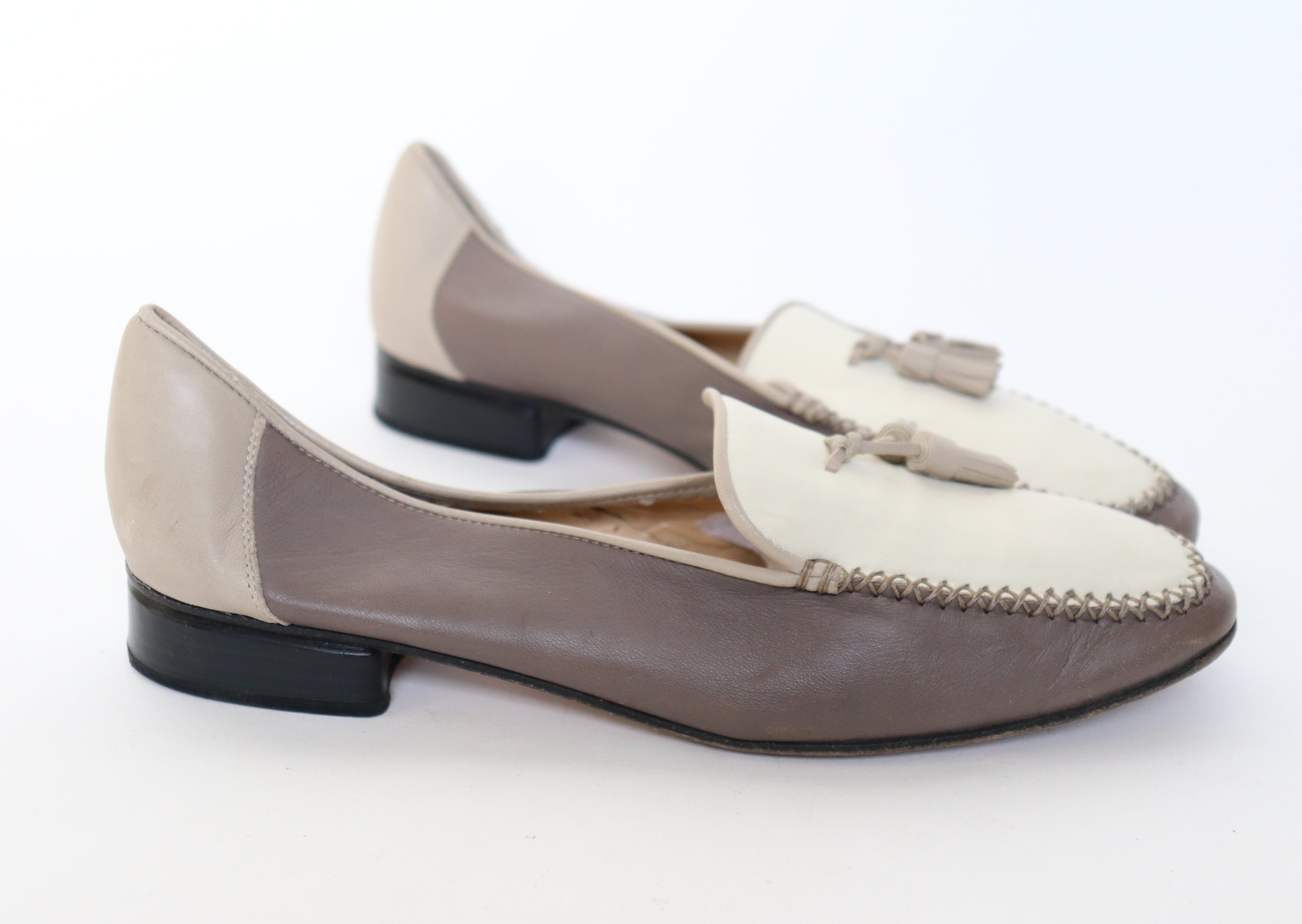 Brunate Vintage Tassel Loafers - Cream / Beige Leather - 40 / UK 7