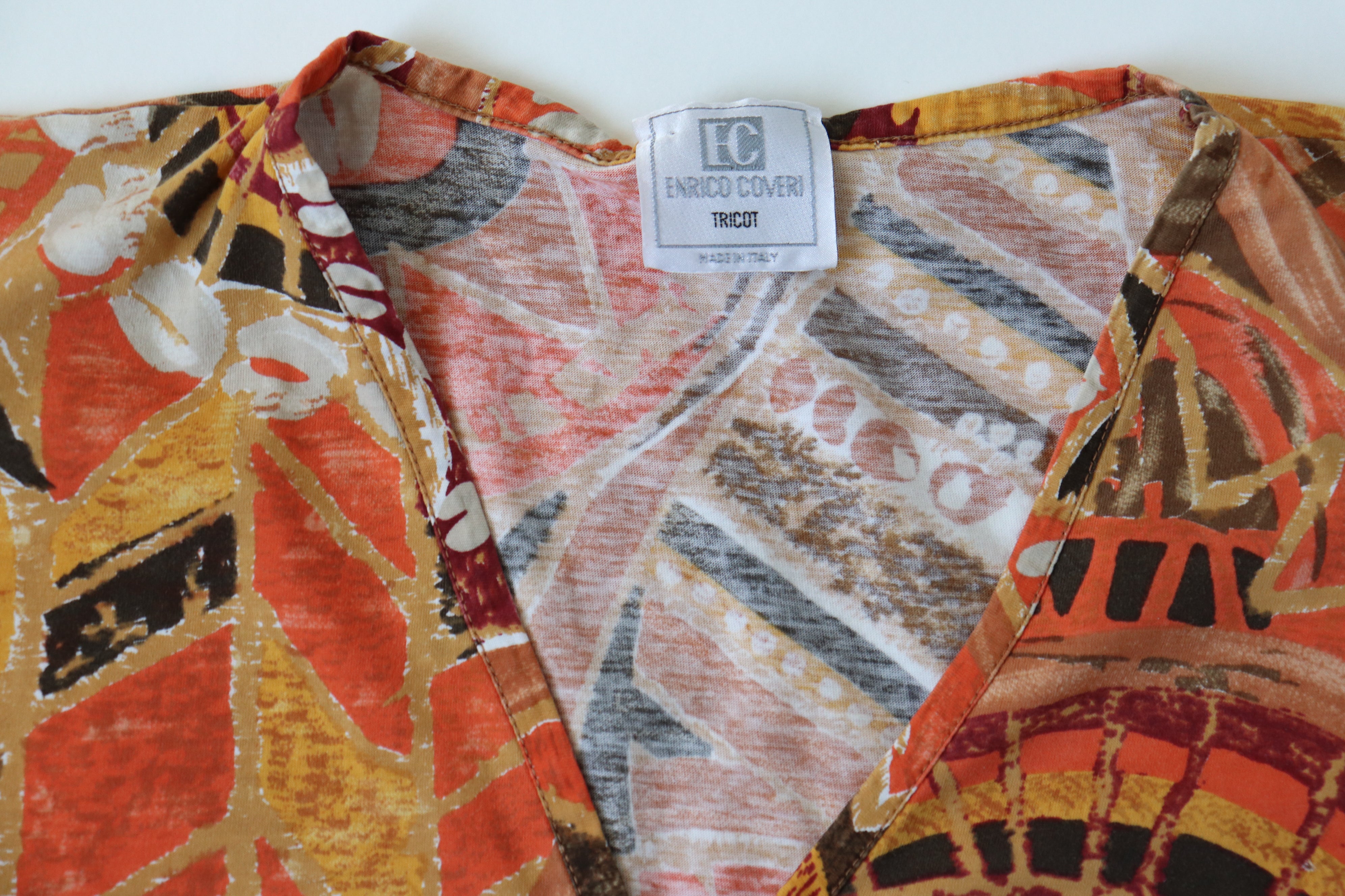 Enrico Coveri Vintage  T-Shirt - V-Neck - 1980s Orange Patterned - Womens - M / UK 12