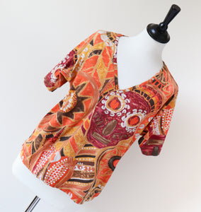 Enrico Coveri Vintage  T-Shirt - V-Neck - 1980s Orange Patterned - Womens - M / UK 12