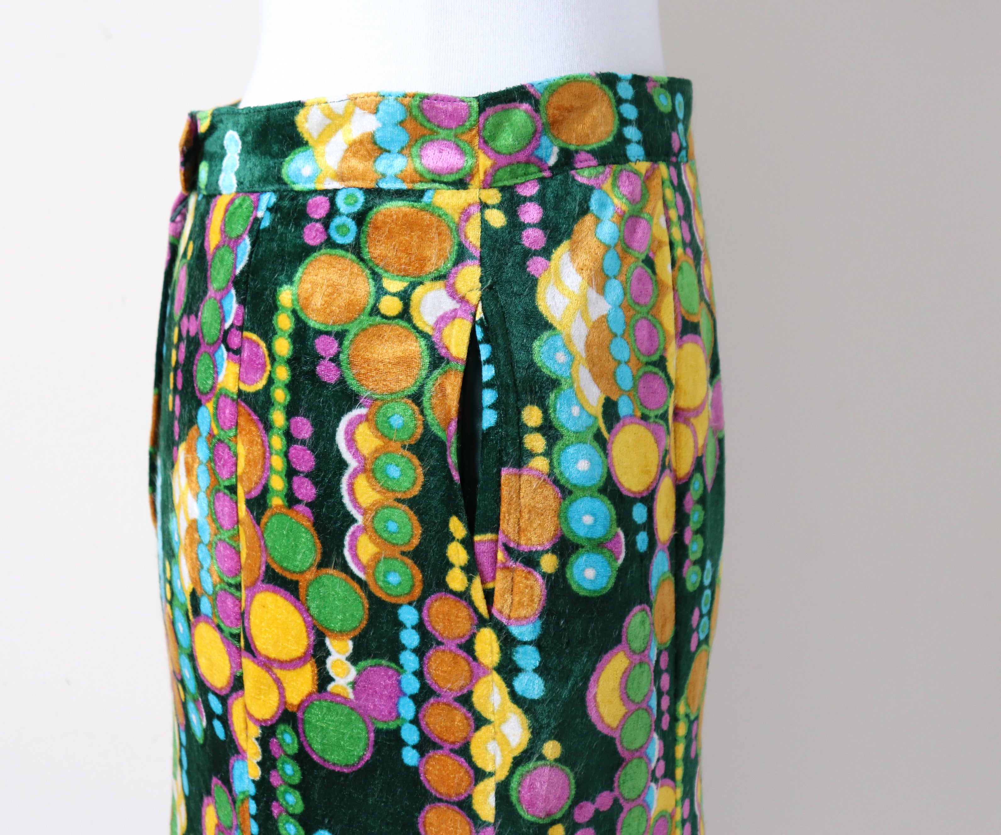 1970s Psychedelic Skirt - Velour - Green / Multicolours - S / UK 10
