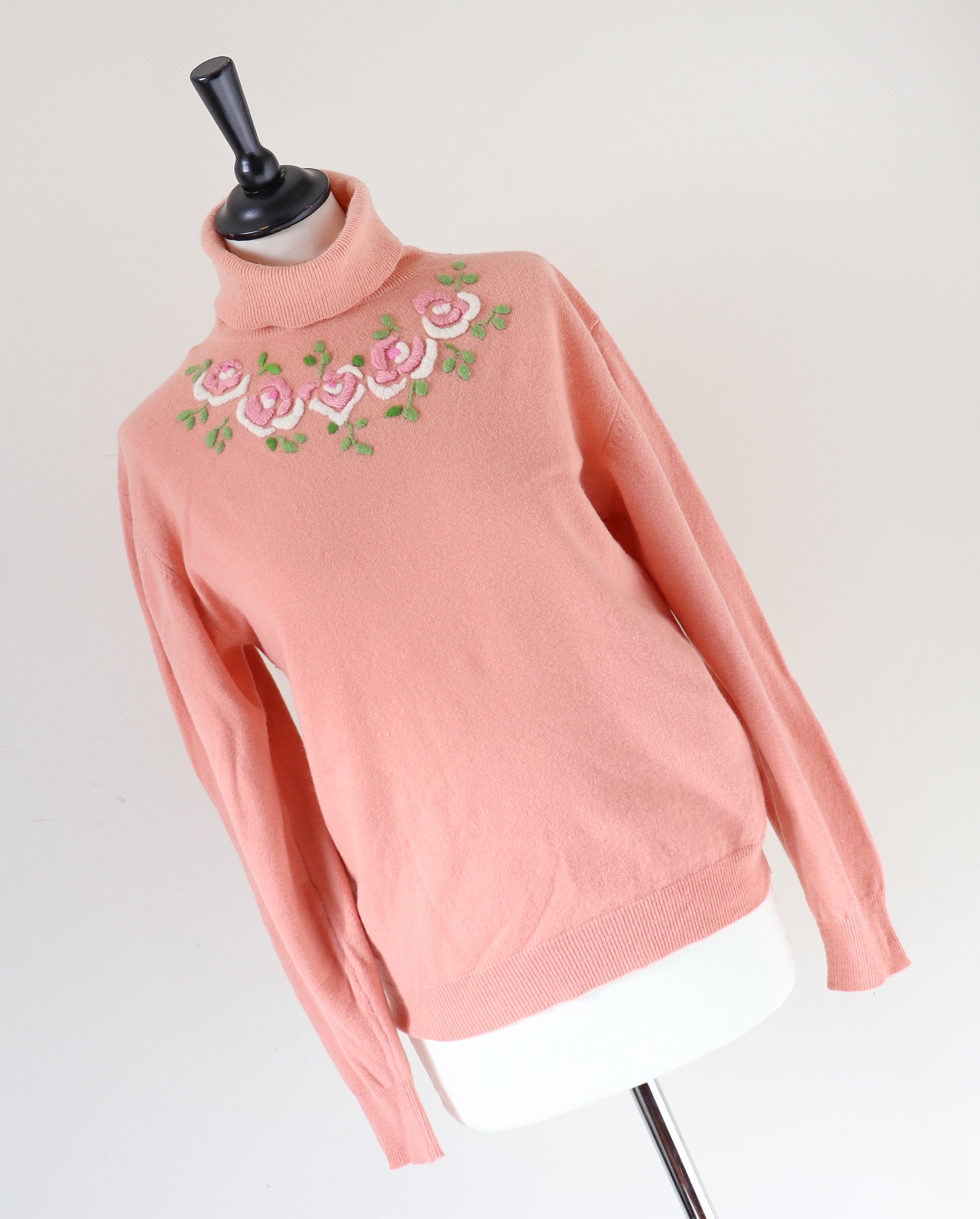 1960s Embroidered Sweater / Jumper - Peach Wool Blend - S / M  - UK 10 / 12