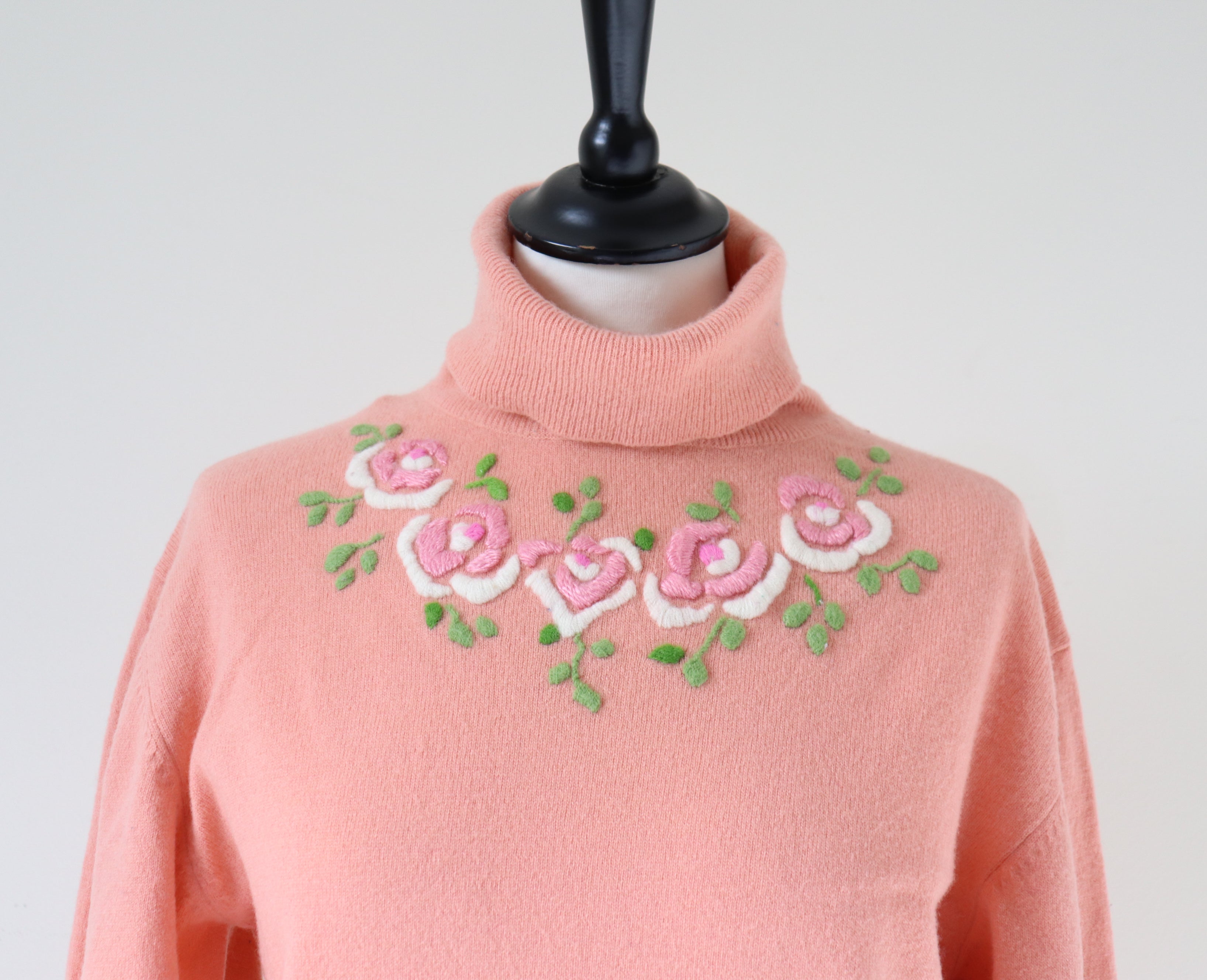 1960s Embroidered Sweater / Jumper - Peach Wool Blend - S / M  - UK 10 / 12