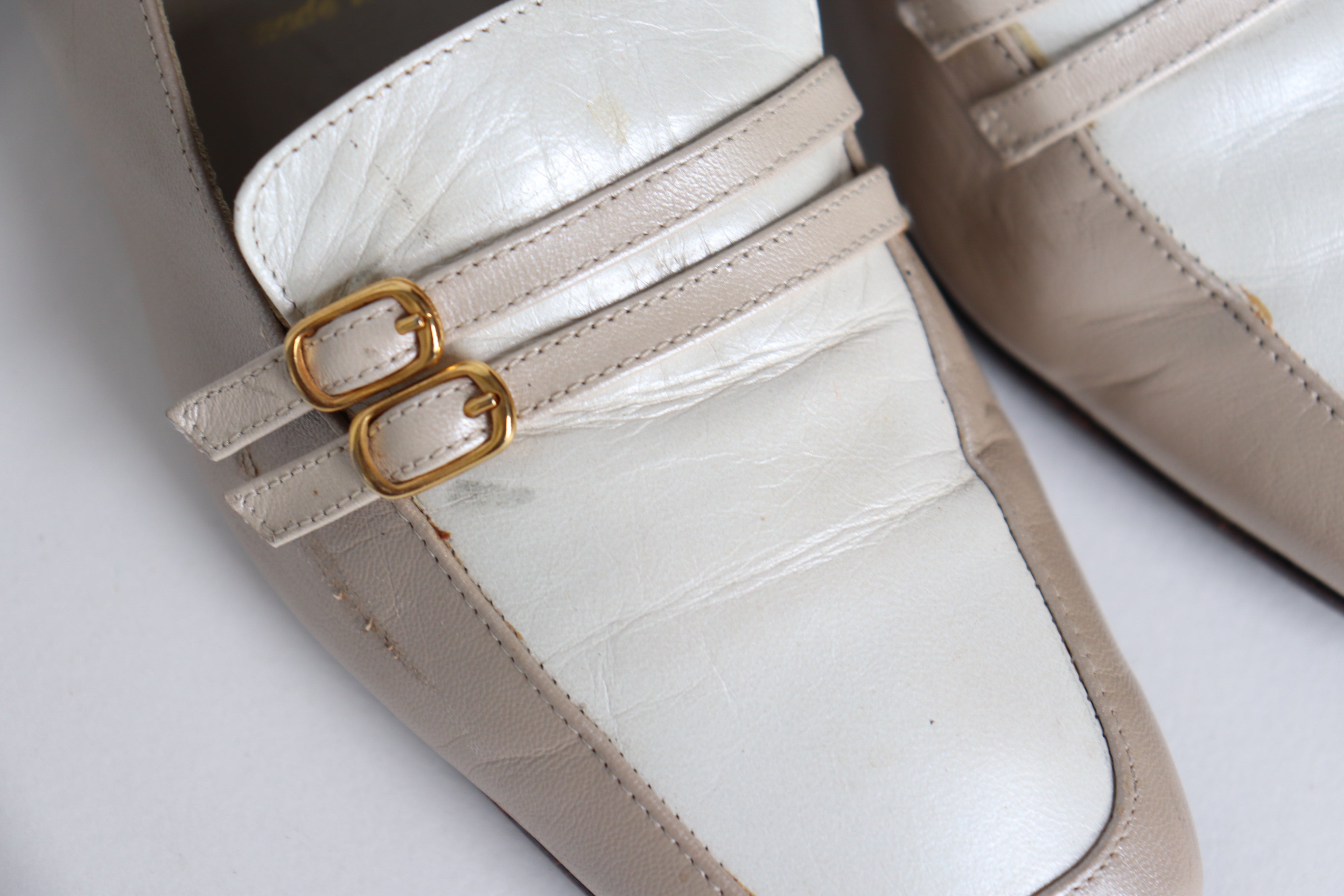 Vintage Heel Loafers - Beige / White  Leather - Fit Wide 37.5 /  38