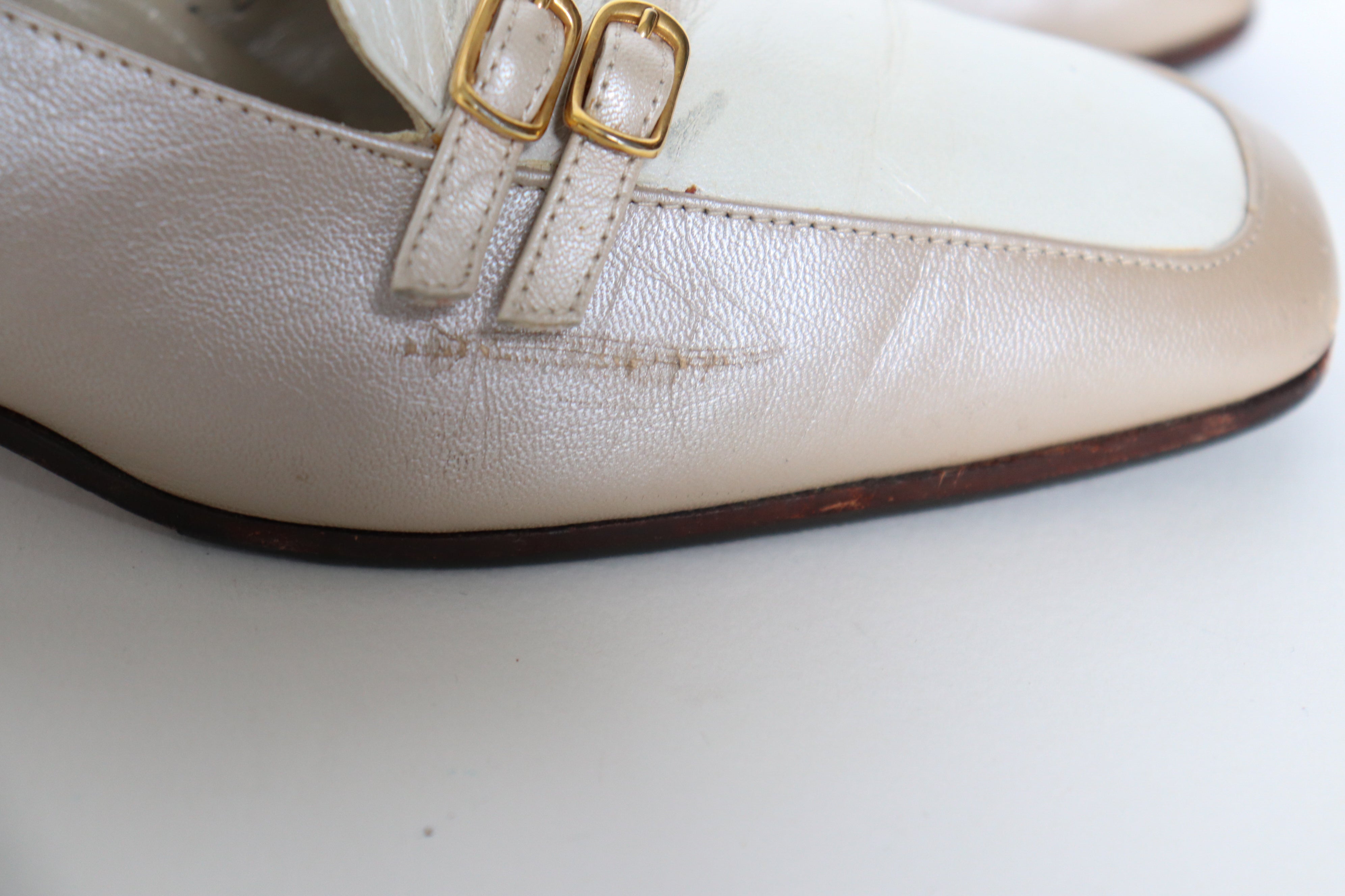 Vintage Heel Loafers - Beige / White  Leather - Fit Wide 37.5 /  38