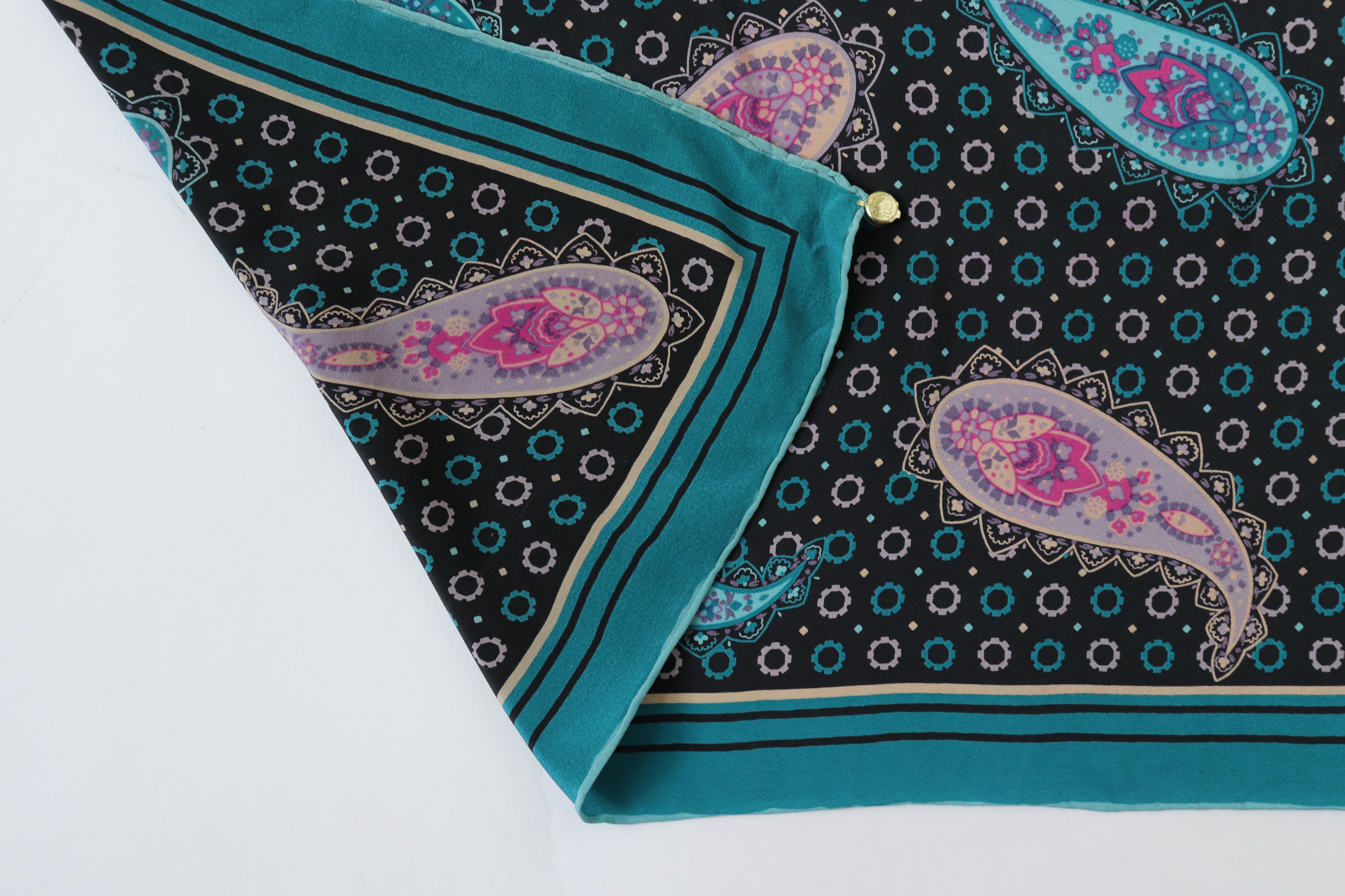 Da Maren Vintage Silk Scarf  - 1980s Paisley Print - Black  / Blue / Pink - LARGE