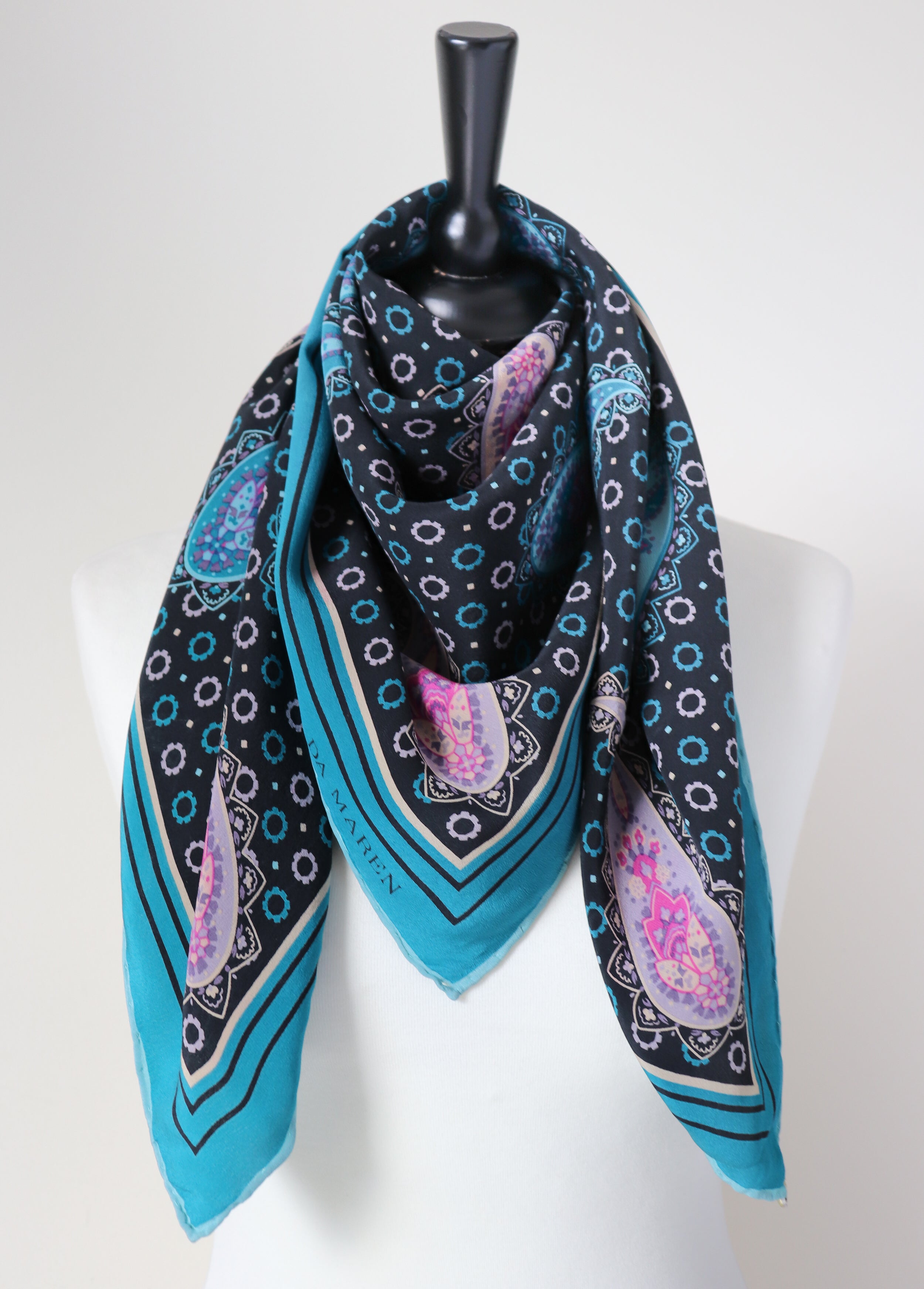 Da Maren Vintage Silk Scarf  - 1980s Paisley Print - Black  / Blue / Pink - LARGE