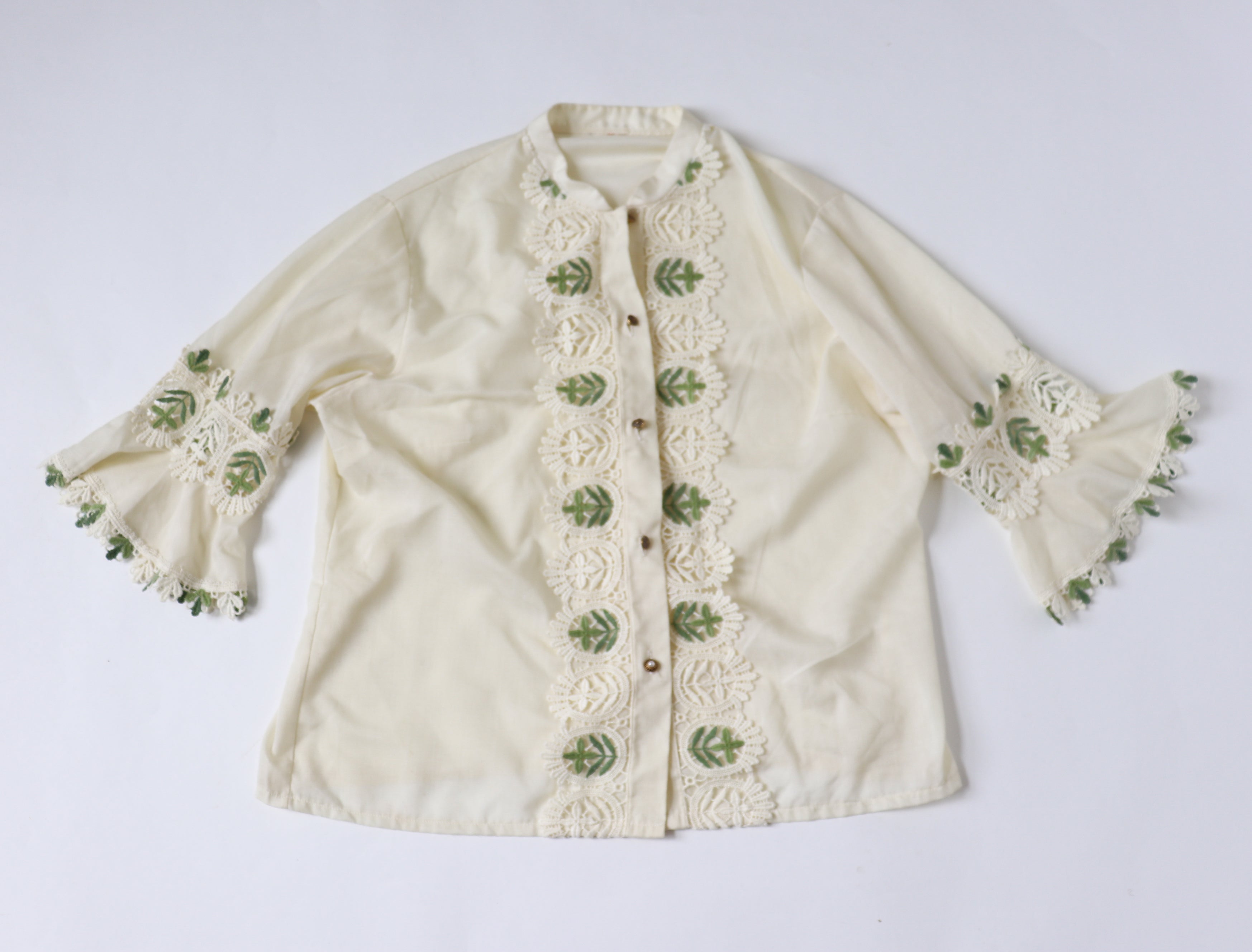 Vintage 1960s / 1970s Tyrol / Peasant Blouse - Cream / Lace - L / UK 14