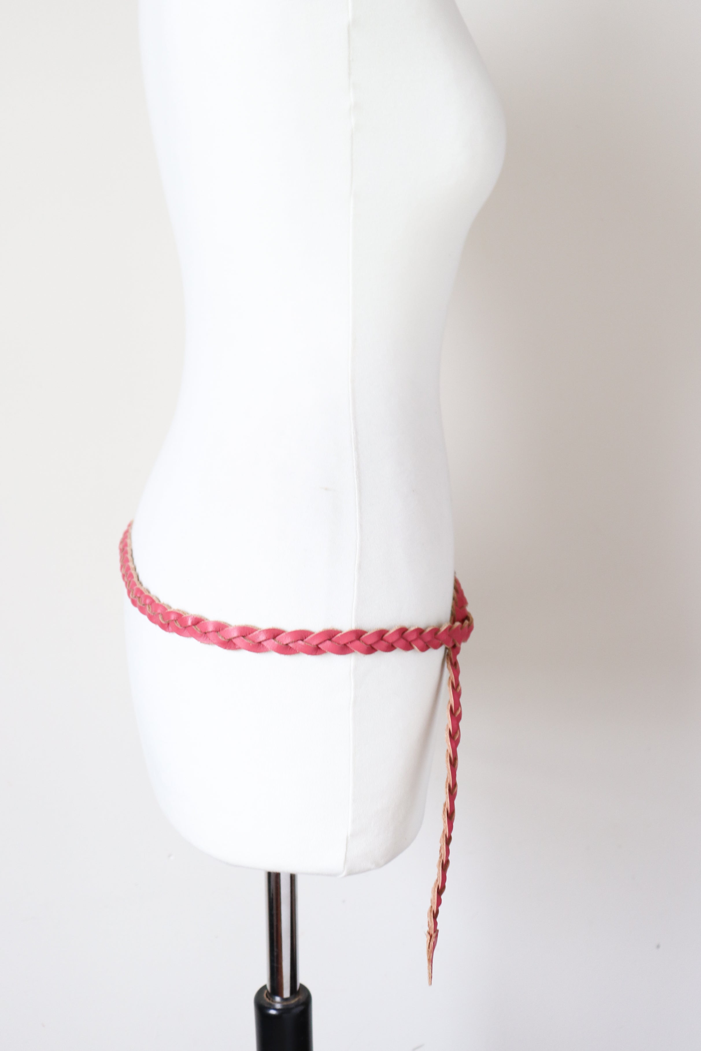 Skinny Plaited Belt - Pink FAUX Leather - 1980s Vintage - X Long - Freesize / Large