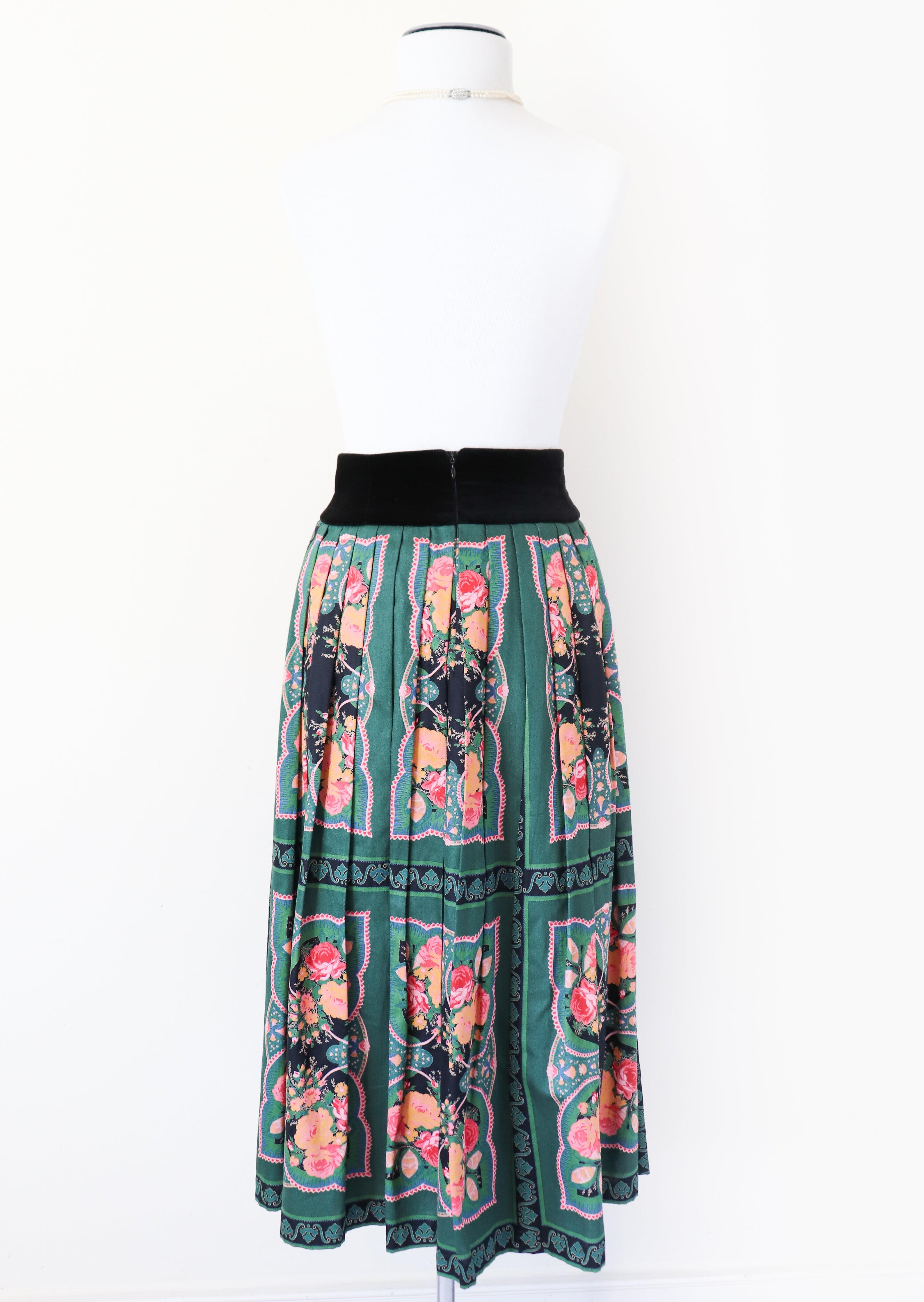 Perry Landhaus Vintage Praire Dirndl Skirt - Cotton - Tirol - Green - Oktoberfest - XXS / XS  - UK 6 / 8