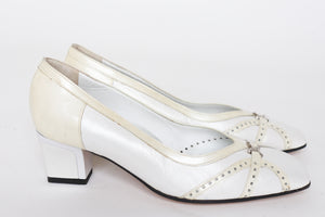 Queen Mother Shoes - Vintage White Leather Block Heel - Confort - 38 / UK 5 Narrow