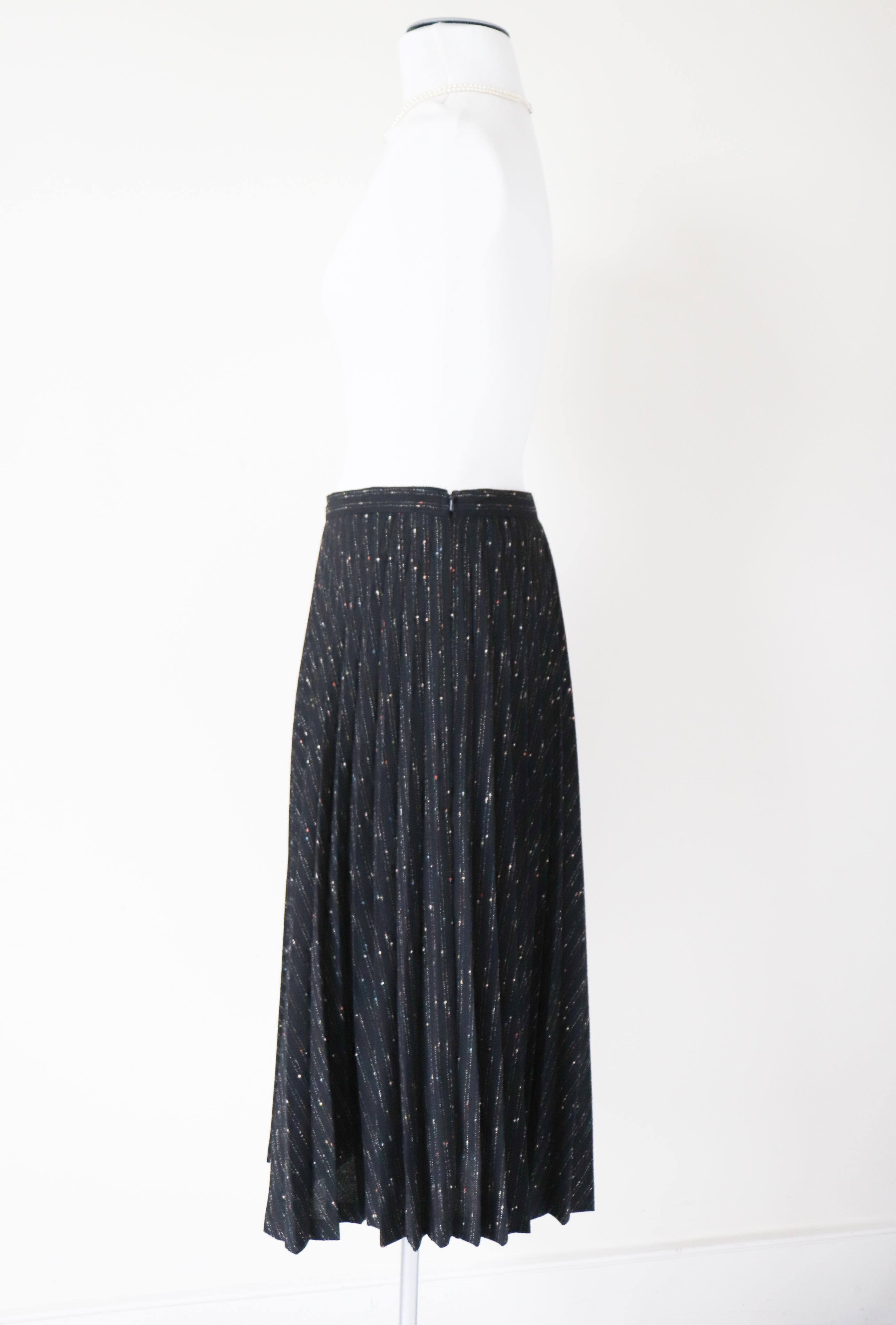 Black Pleated 1980s Vintage Skirt - Flecked Wool Blend - M / UK 12