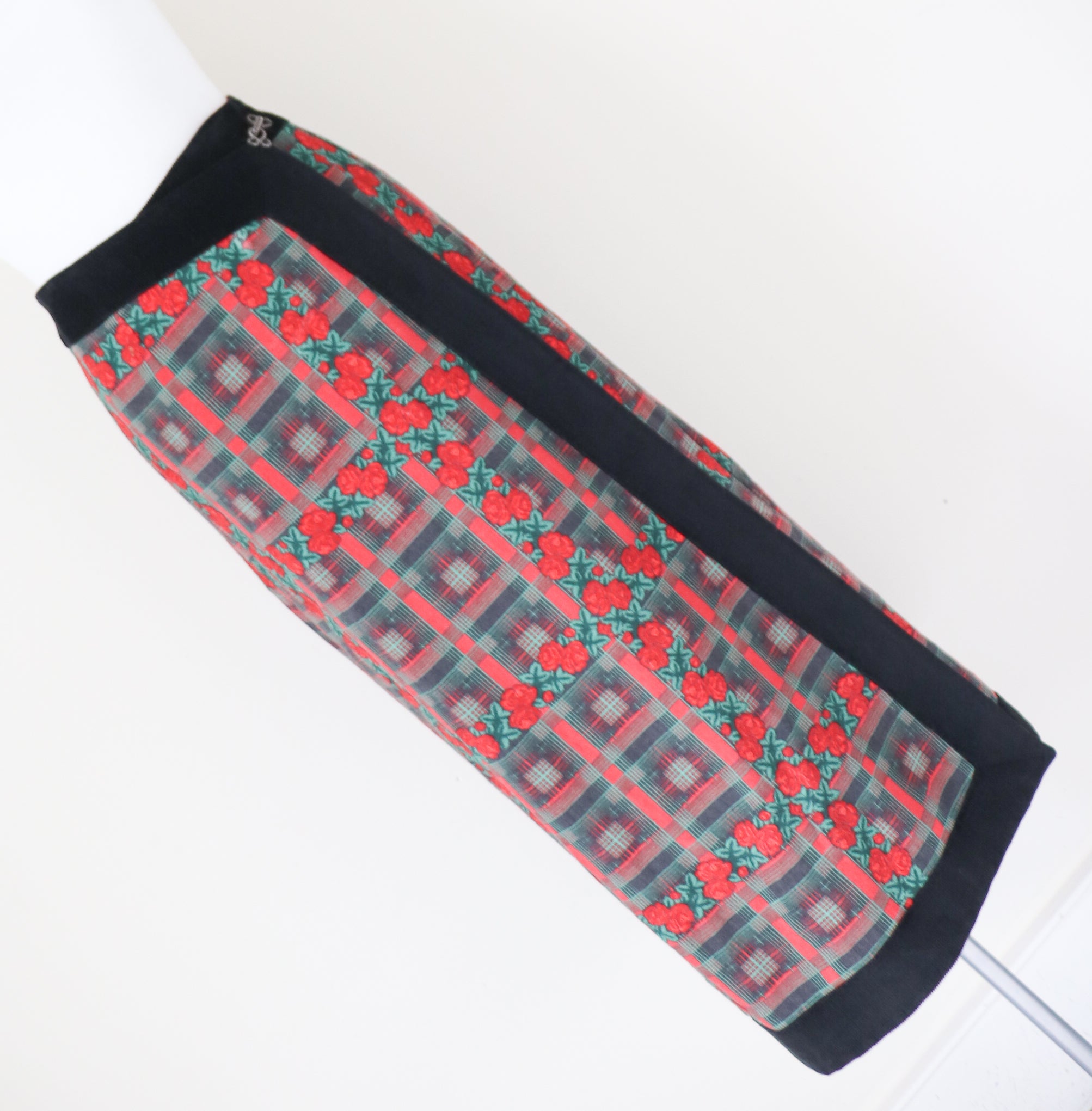 Vintage 1990s Midi Wrap Skirt - Red / Green Plaid Roses - Souleiado - XS / S - Fit UK 8 / 10