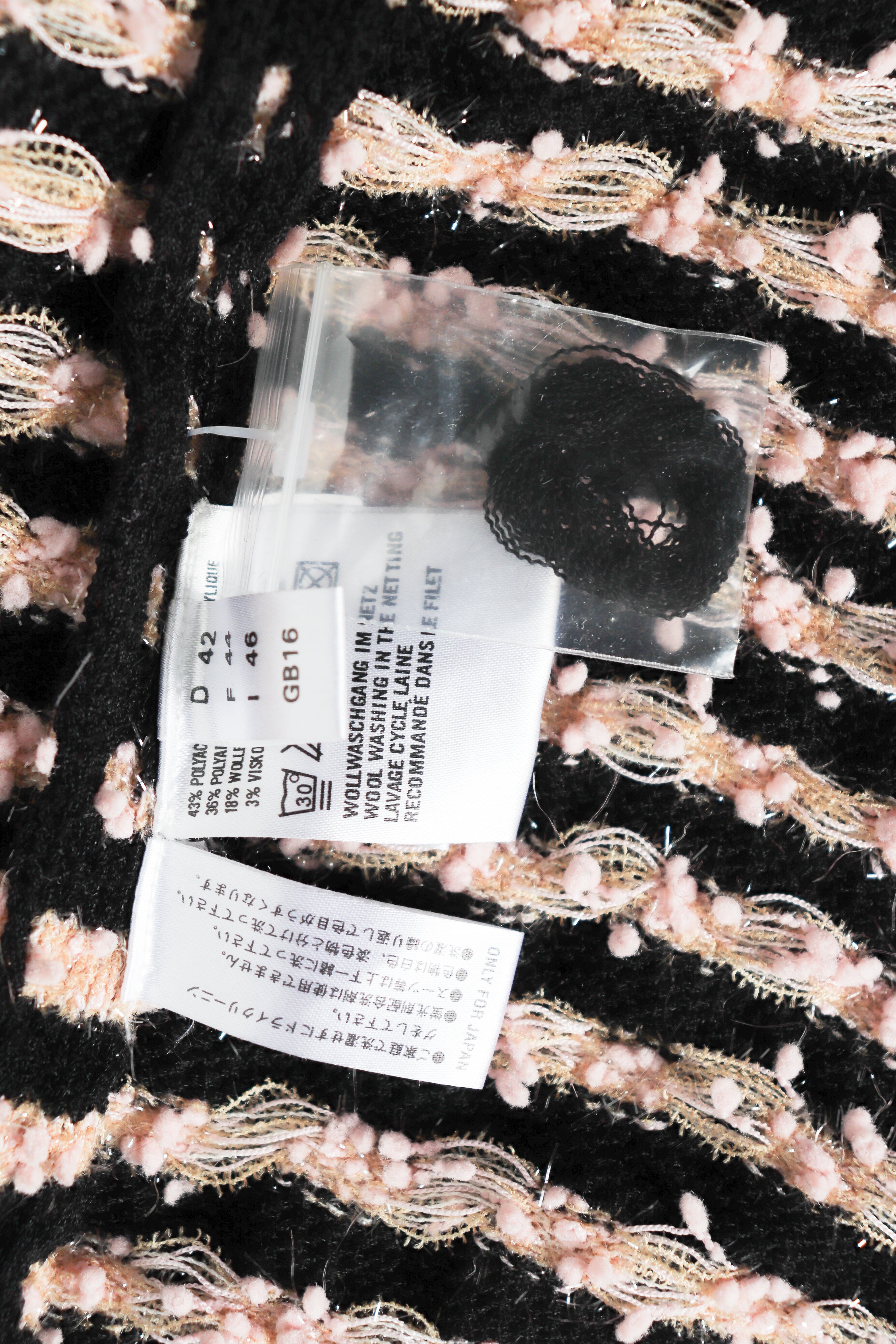 Knitted Boucle Cardigan Jacket - Black / Pink - Label 16 - Fit L /  UK 14