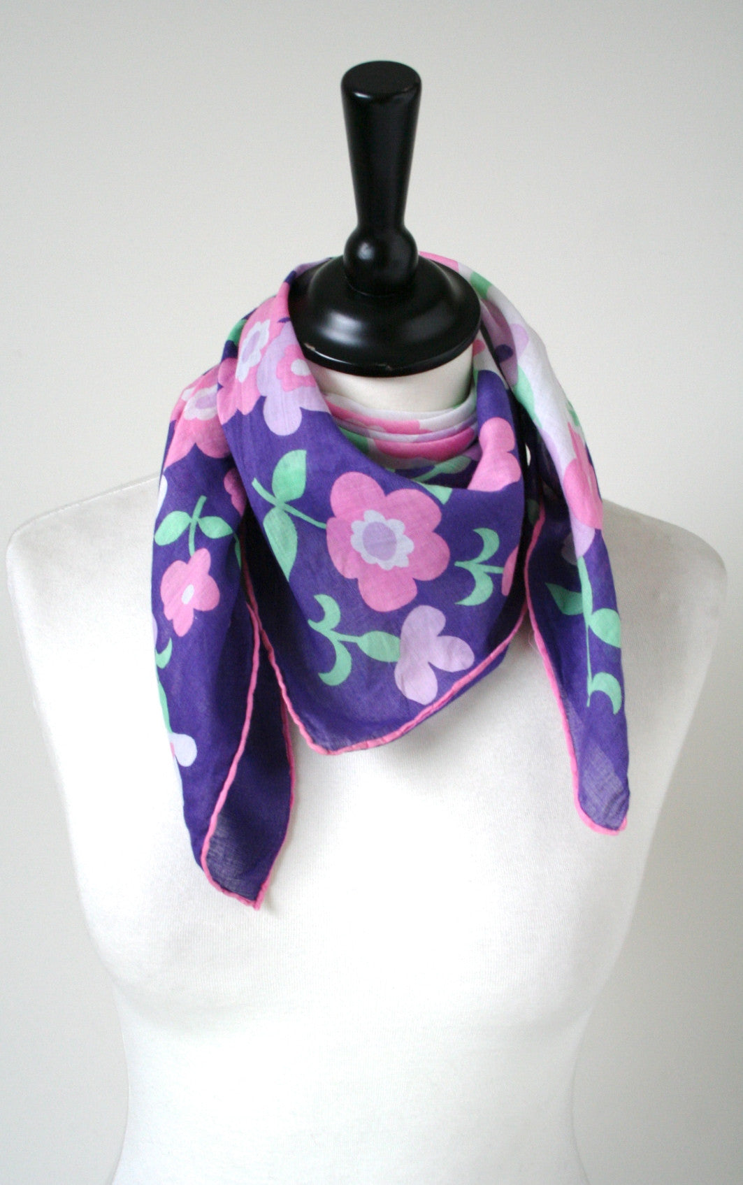 70s cotton scarf - 70s pink / purple daisy print